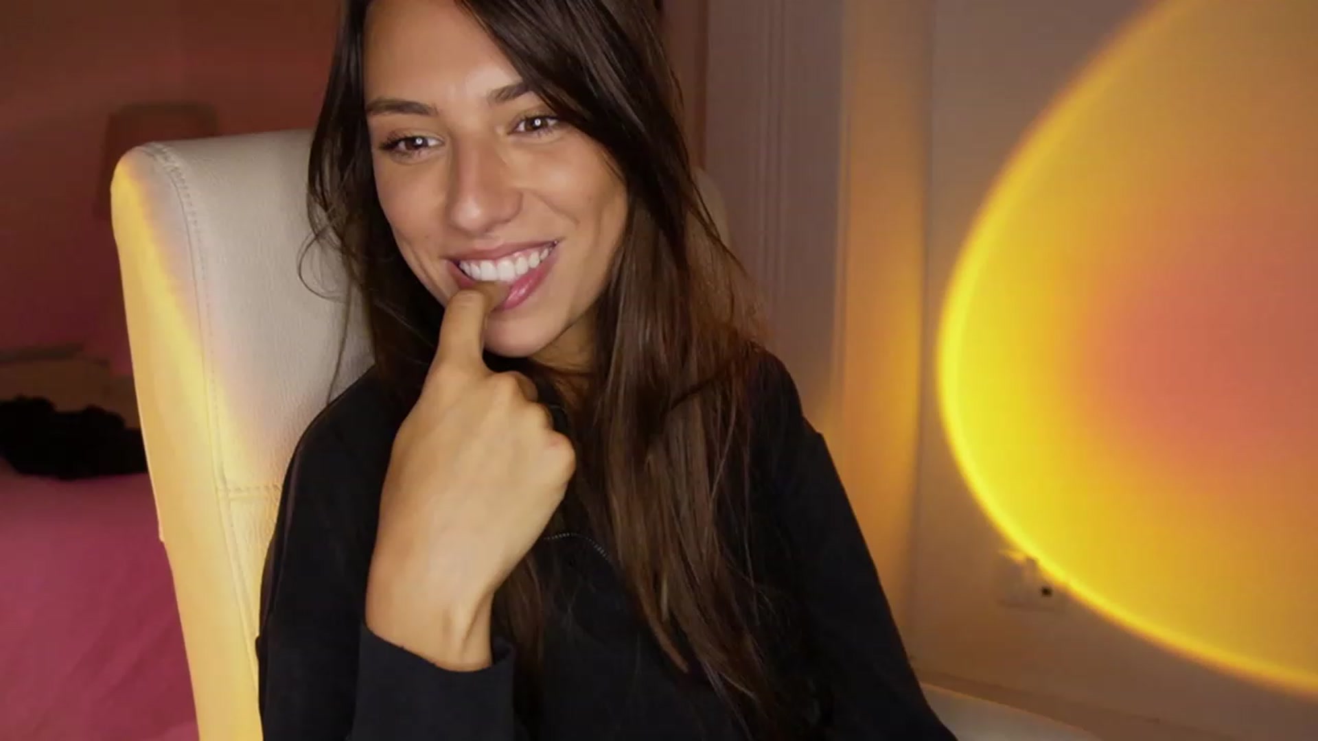 Gallery image thumbnail from AlexaBlancOh's myfreecams stream on, 08/13/2023, 07:46 image 20 of 20