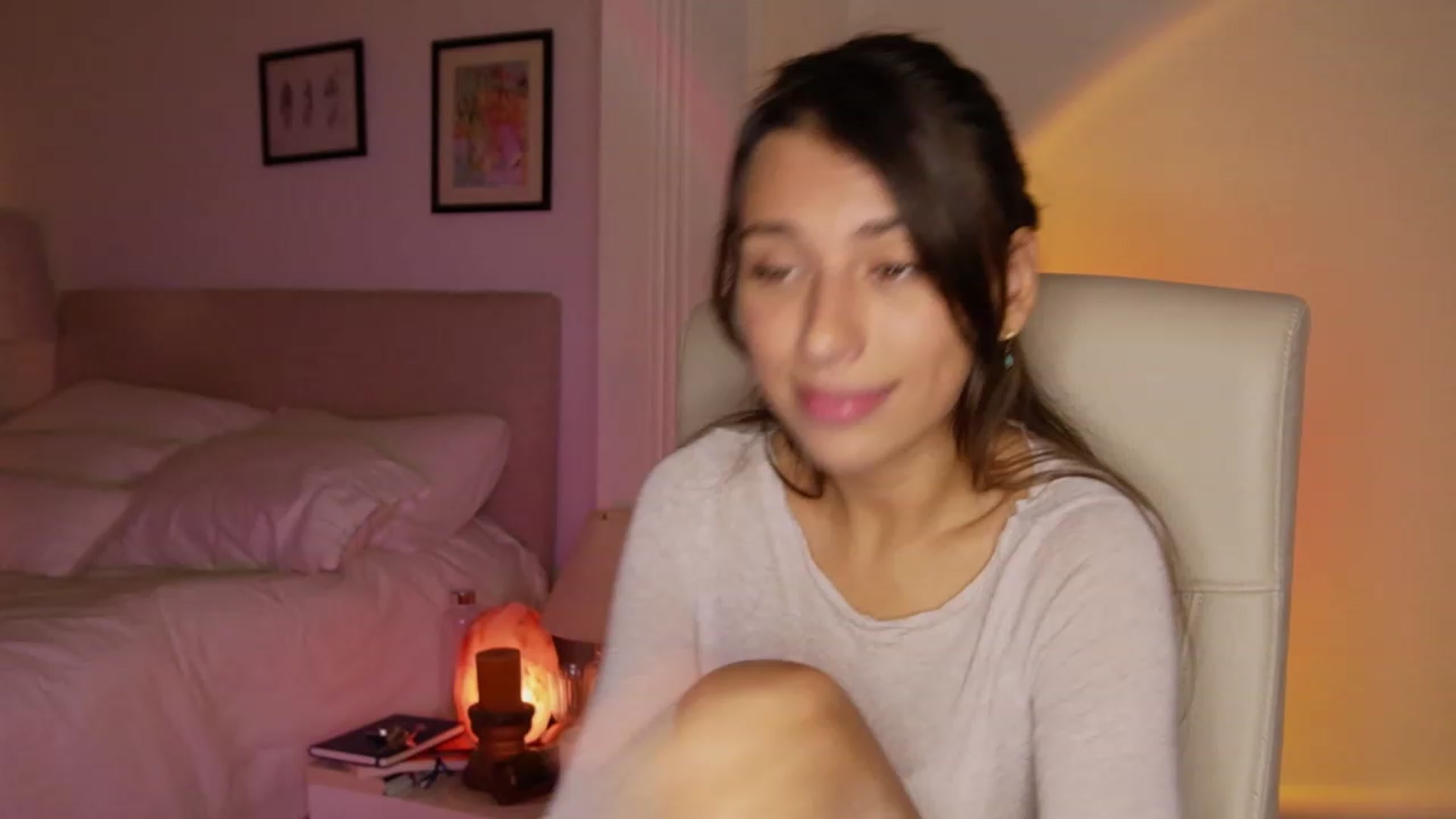 Gallery image thumbnail from AlexaBlancOh's myfreecams stream on, 09/20/2023, 07:17 image 2 of 20