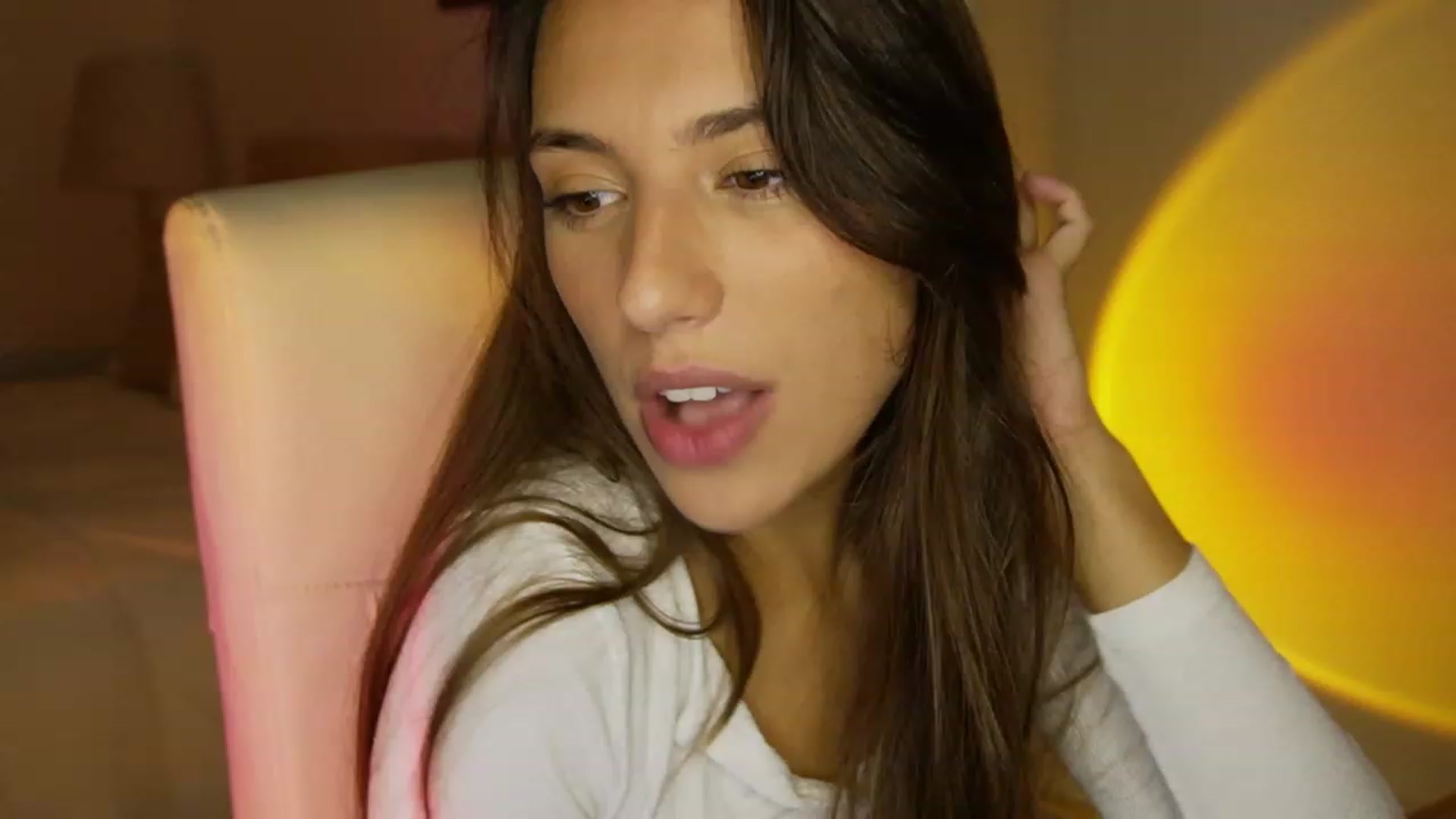 Gallery image thumbnail from AlexaBlancOh's myfreecams stream on, 10/04/2023, 09:17 image 6 of 20