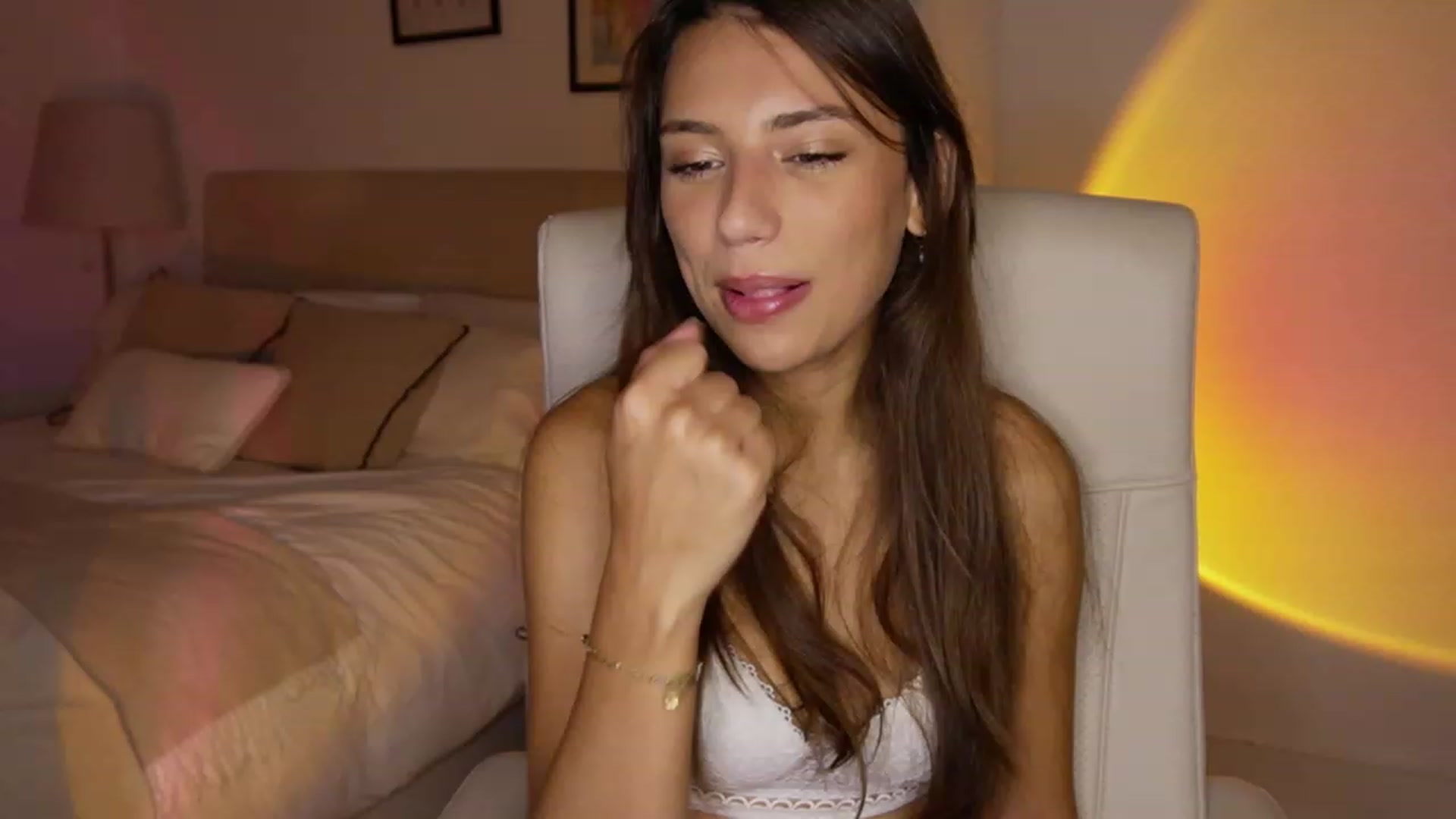 Gallery image thumbnail from AlexaBlancOh's myfreecams stream on, 10/09/2023, 07:01 image 5 of 20