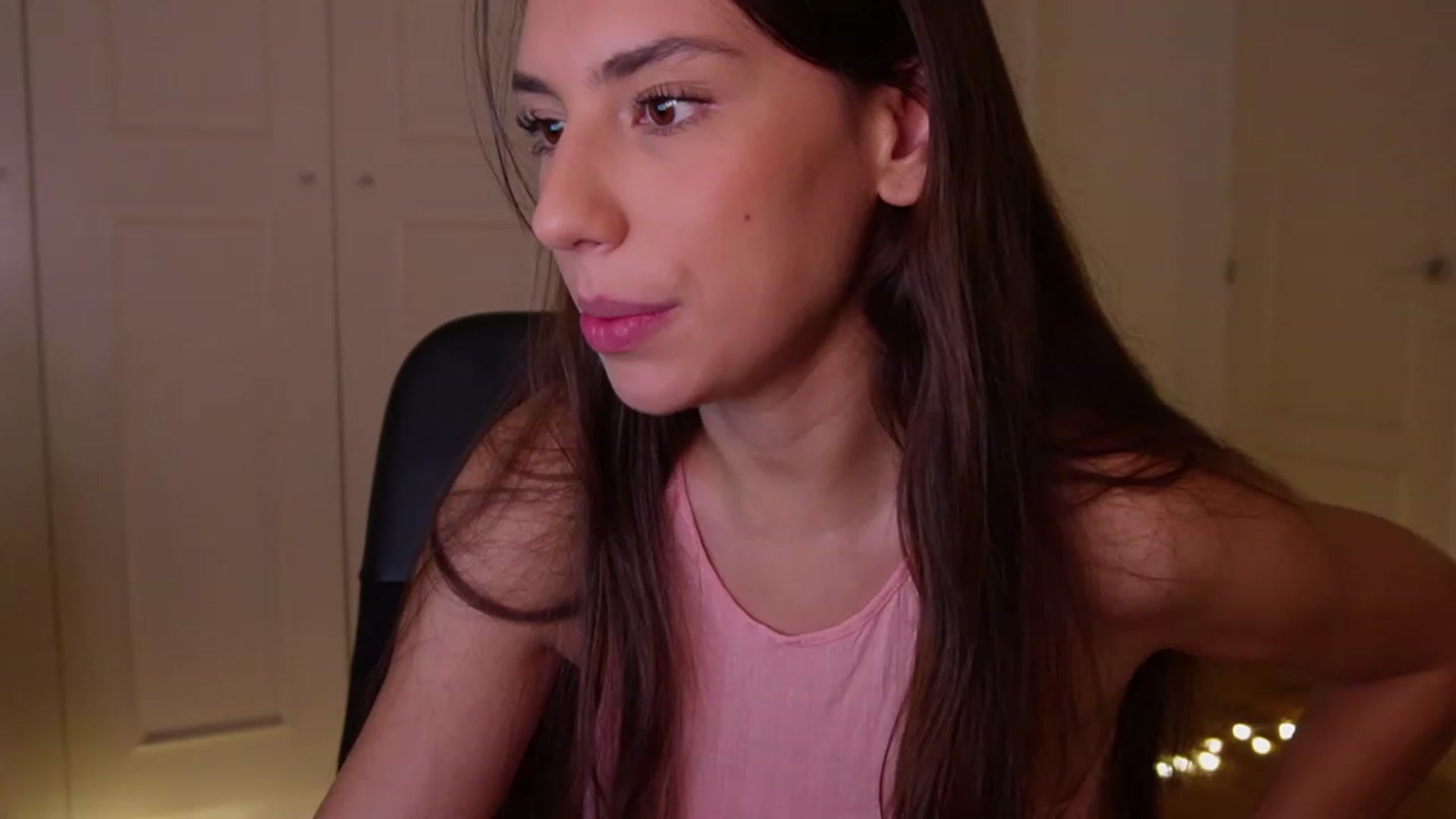 Gallery image thumbnail from AlexaBlancOh's myfreecams stream on, 12/14/2023, 07:33 image 2 of 20