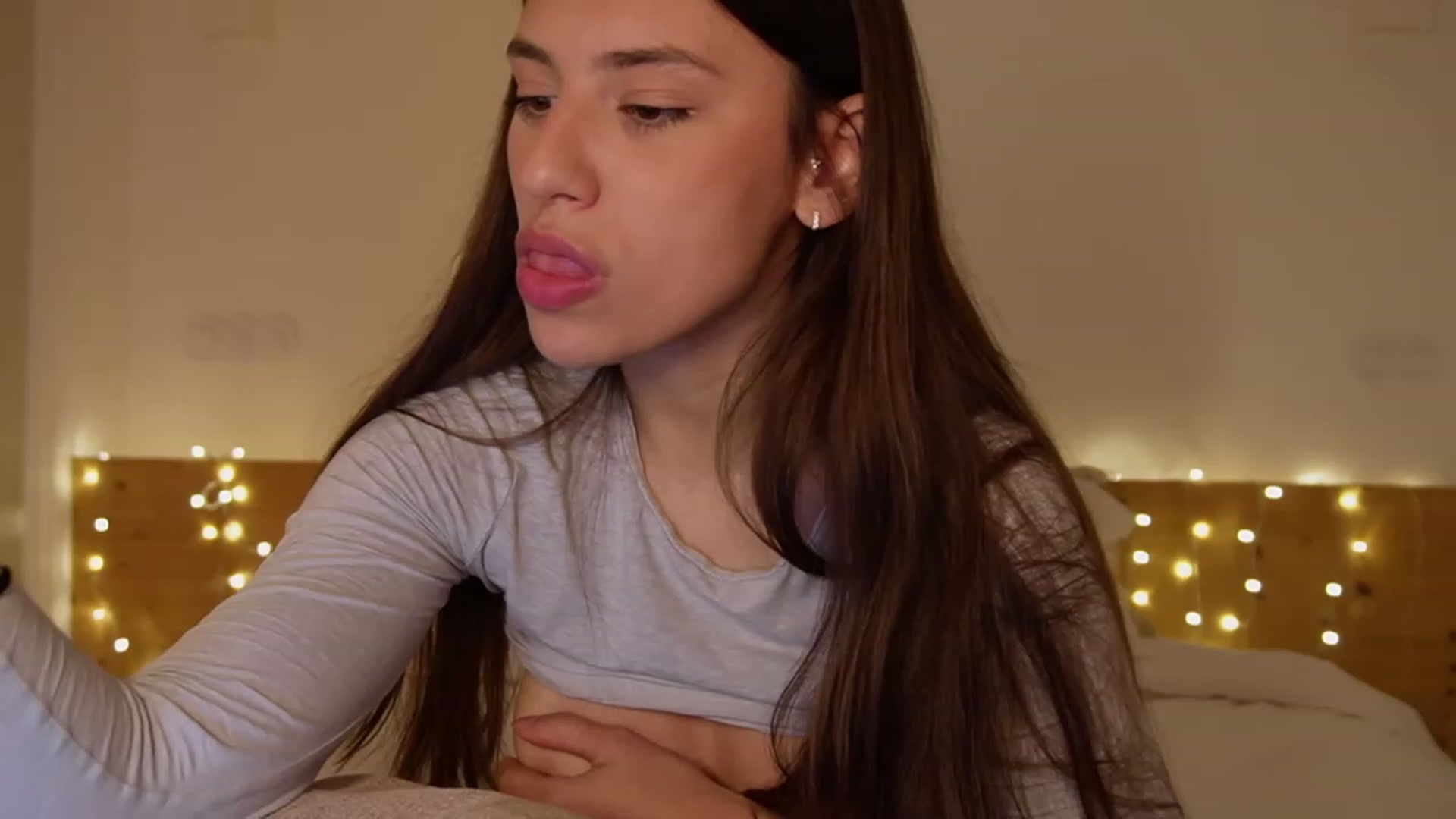 Gallery image thumbnail from AlexaBlancOh's myfreecams stream on, 03/07/2024, 08:12 image 8 of 20