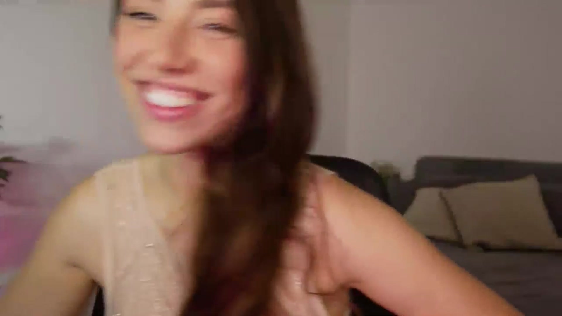 Gallery image thumbnail from AlexaBlancOh's myfreecams stream on, 05/04/2024, 06:35 image 2 of 20