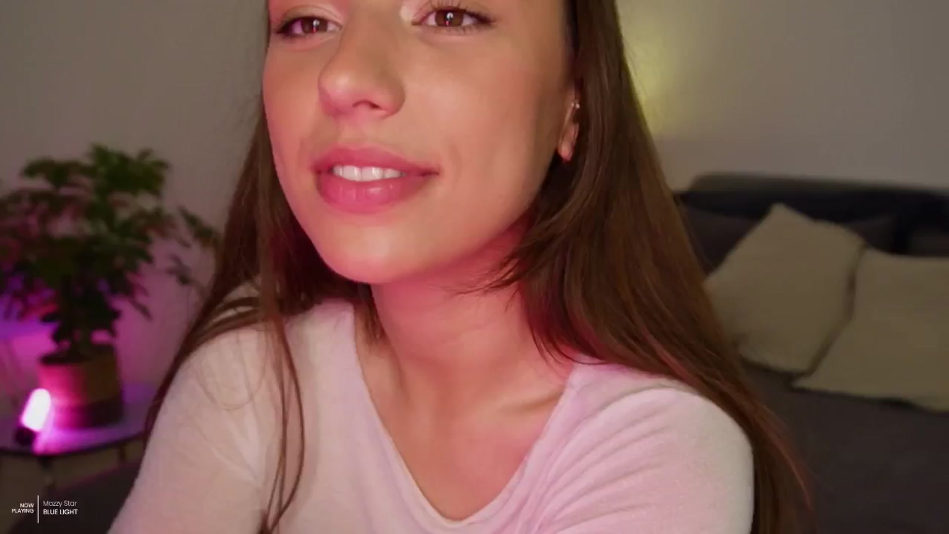 Gallery image thumbnail from AlexaBlancOh's myfreecams stream on, 05/16/2024, 06:59 image 13 of 20