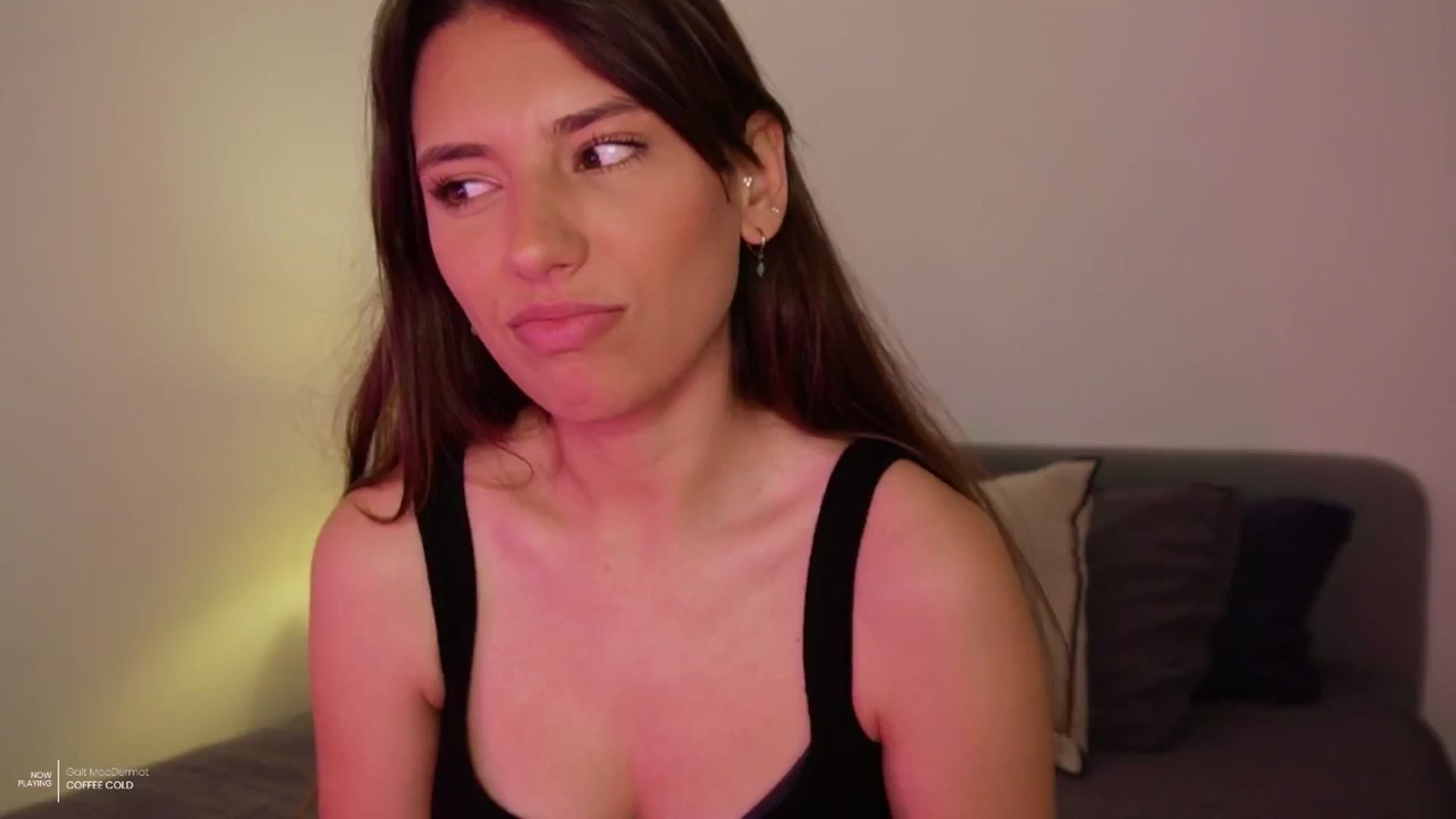Gallery image thumbnail from AlexaBlancOh's myfreecams stream on, 05/28/2024, 07:40 image 11 of 20