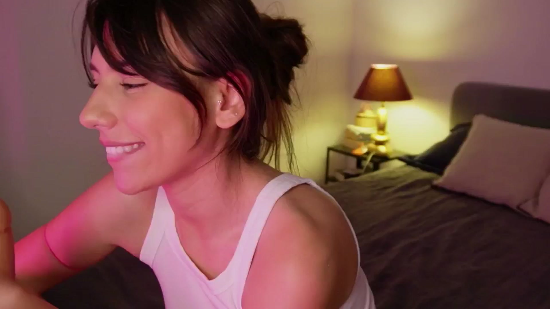 Gallery image thumbnail from AlexaBlancOh's myfreecams stream on, 06/20/2024, 06:41 image 8 of 20