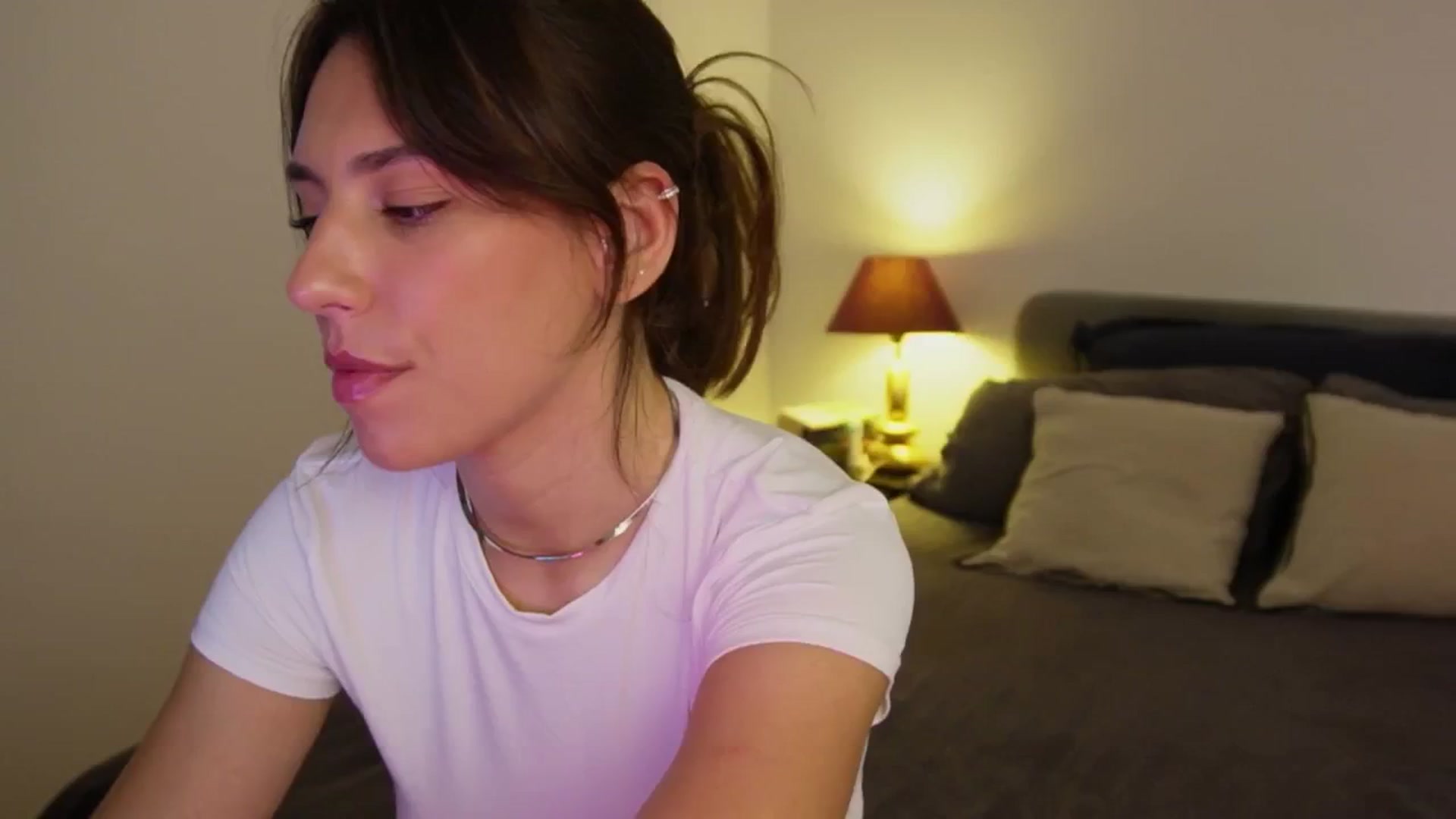 Gallery image thumbnail from AlexaBlancOh's myfreecams stream on, 07/03/2024, 06:01 image 10 of 20