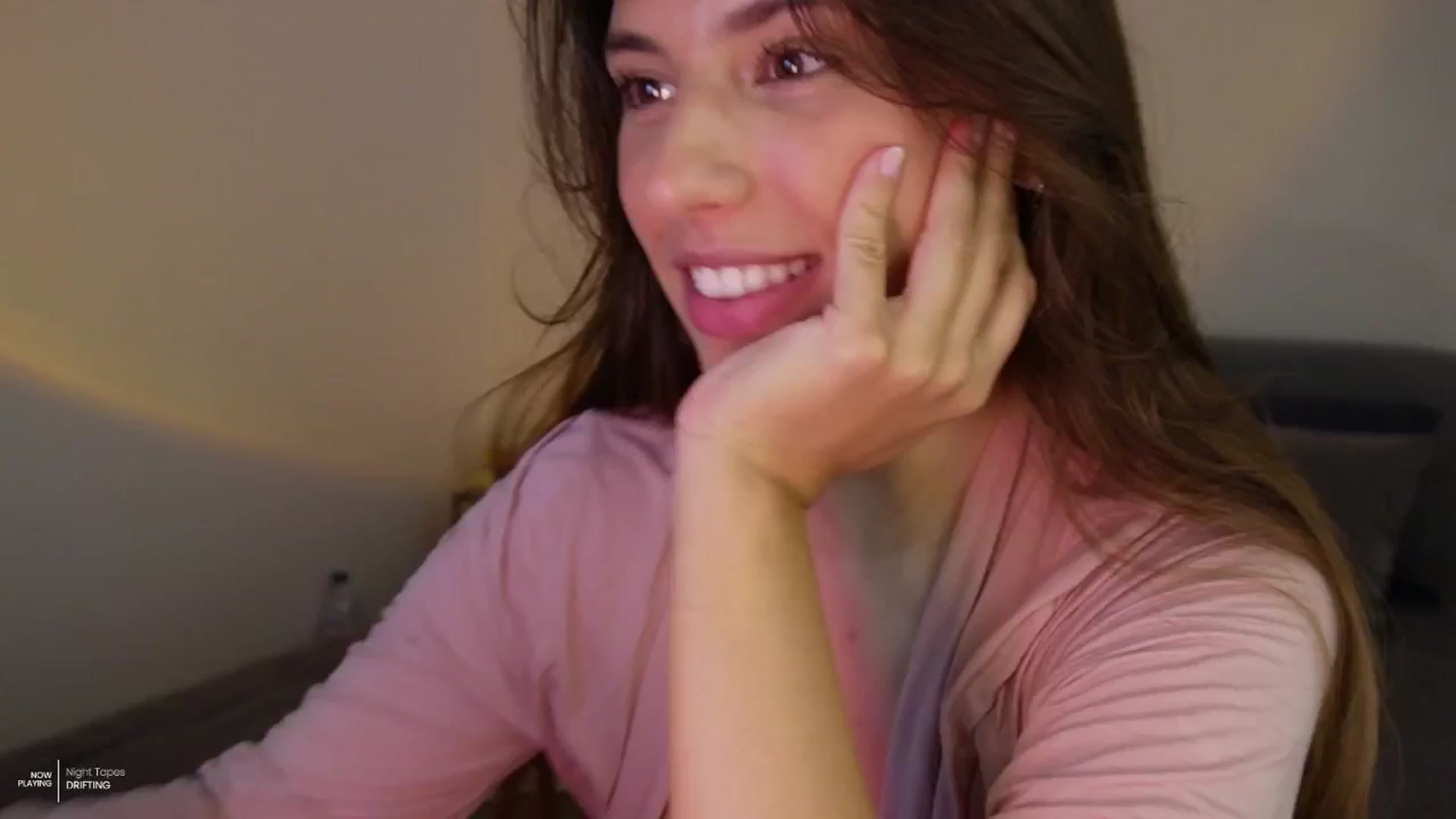 Gallery image thumbnail from AlexaBlancOh's myfreecams stream on, 07/17/2024, 06:14 image 7 of 20