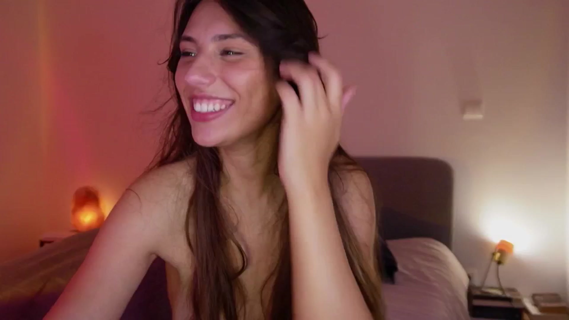 Gallery image thumbnail from AlexaBlancOh's myfreecams stream on, 10/05/2024, 09:46 image 4 of 20