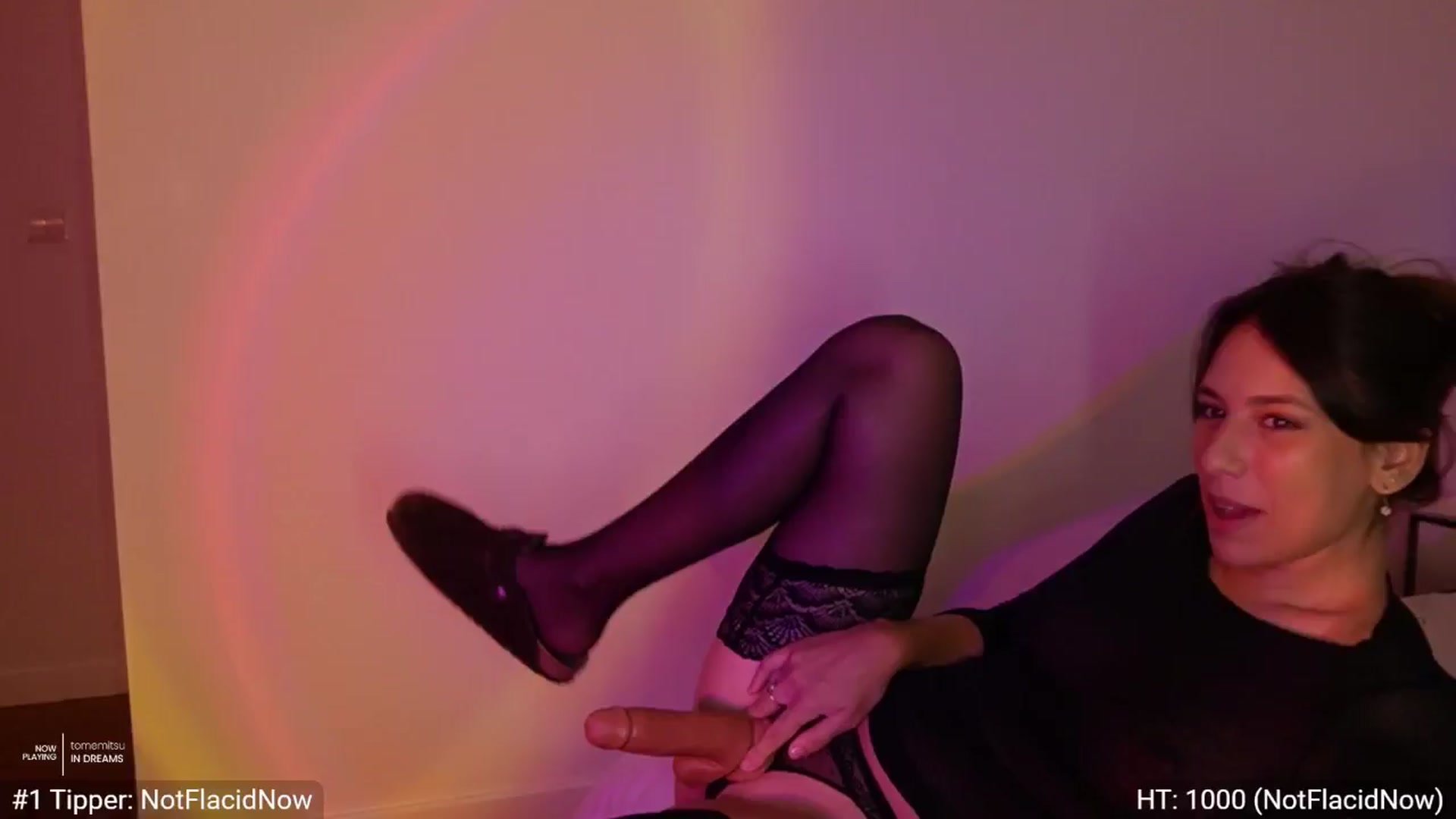 Gallery image thumbnail from AlexaBlancOh's myfreecams stream on, 10/14/2024, 07:43 image 9 of 20