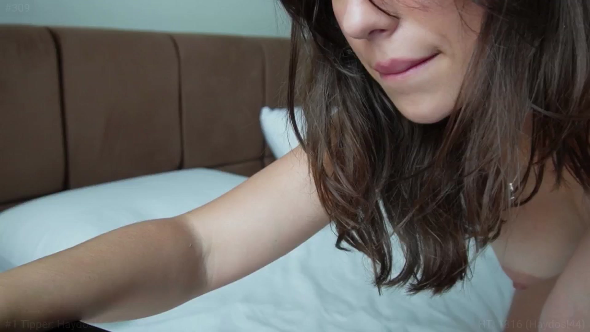 Gallery image thumbnail from AlexaBlancOh's myfreecams stream on, 01/20/2025, 08:05 image 1 of 20