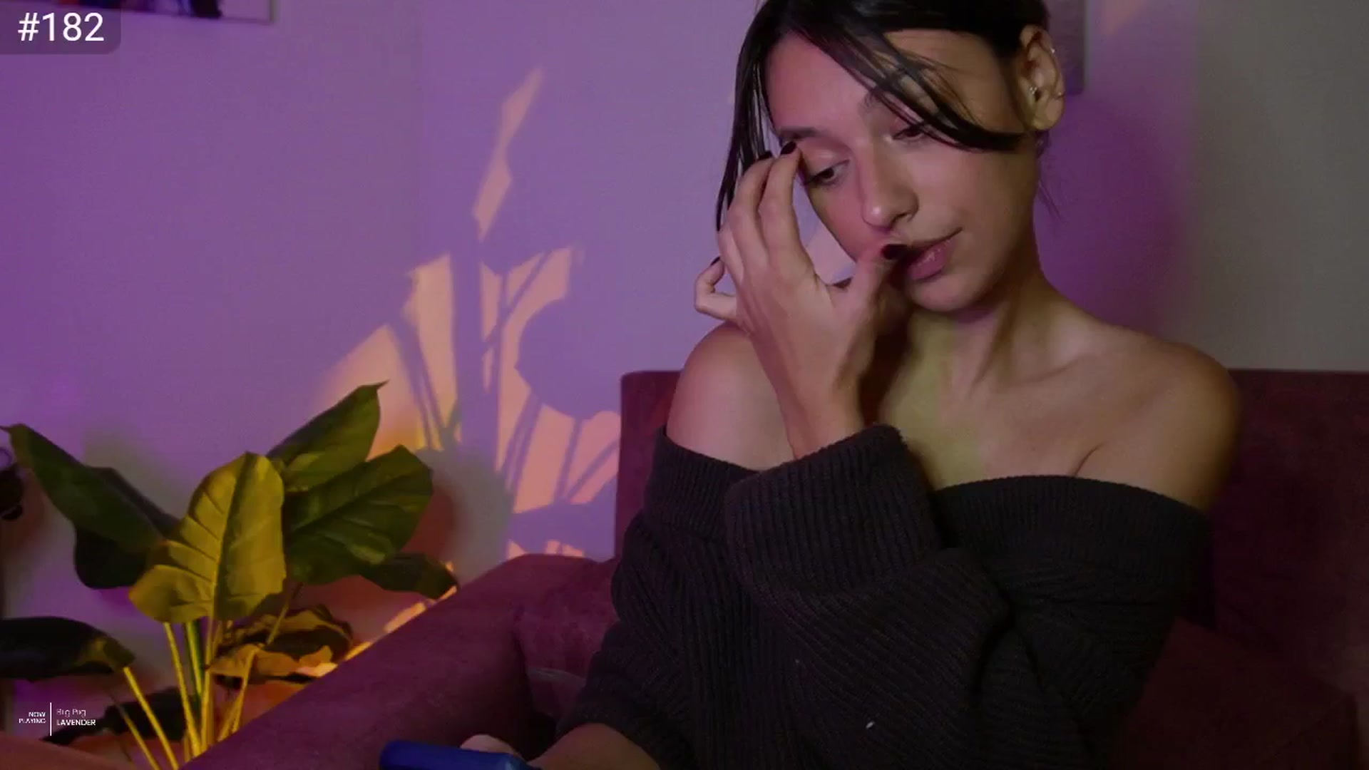 Gallery image thumbnail from AlexaBlancOh's myfreecams stream on, 03/25/2025, 10:46 image 2 of 20