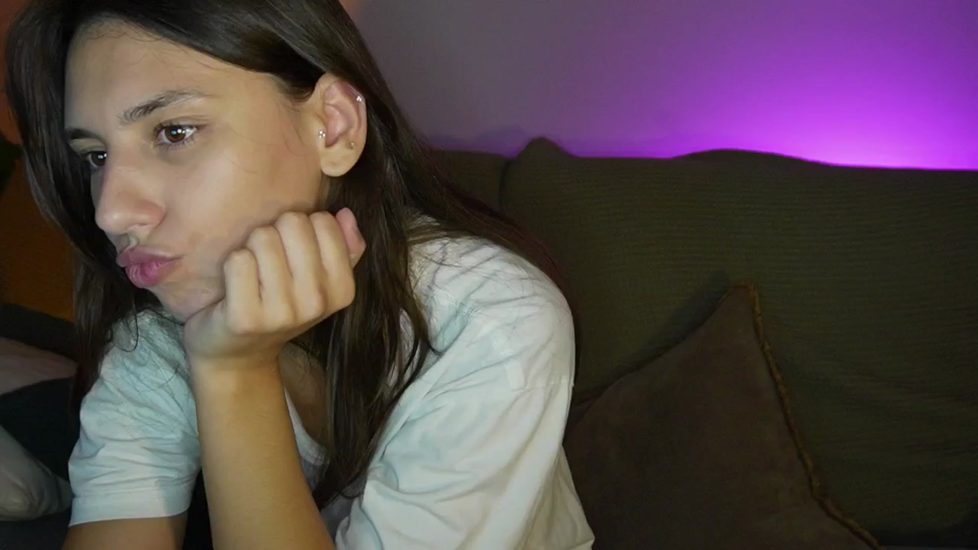 Gallery image thumbnail from AlexaBlancOh's myfreecams stream on, 04/05/2025, 06:37 image 13 of 20
