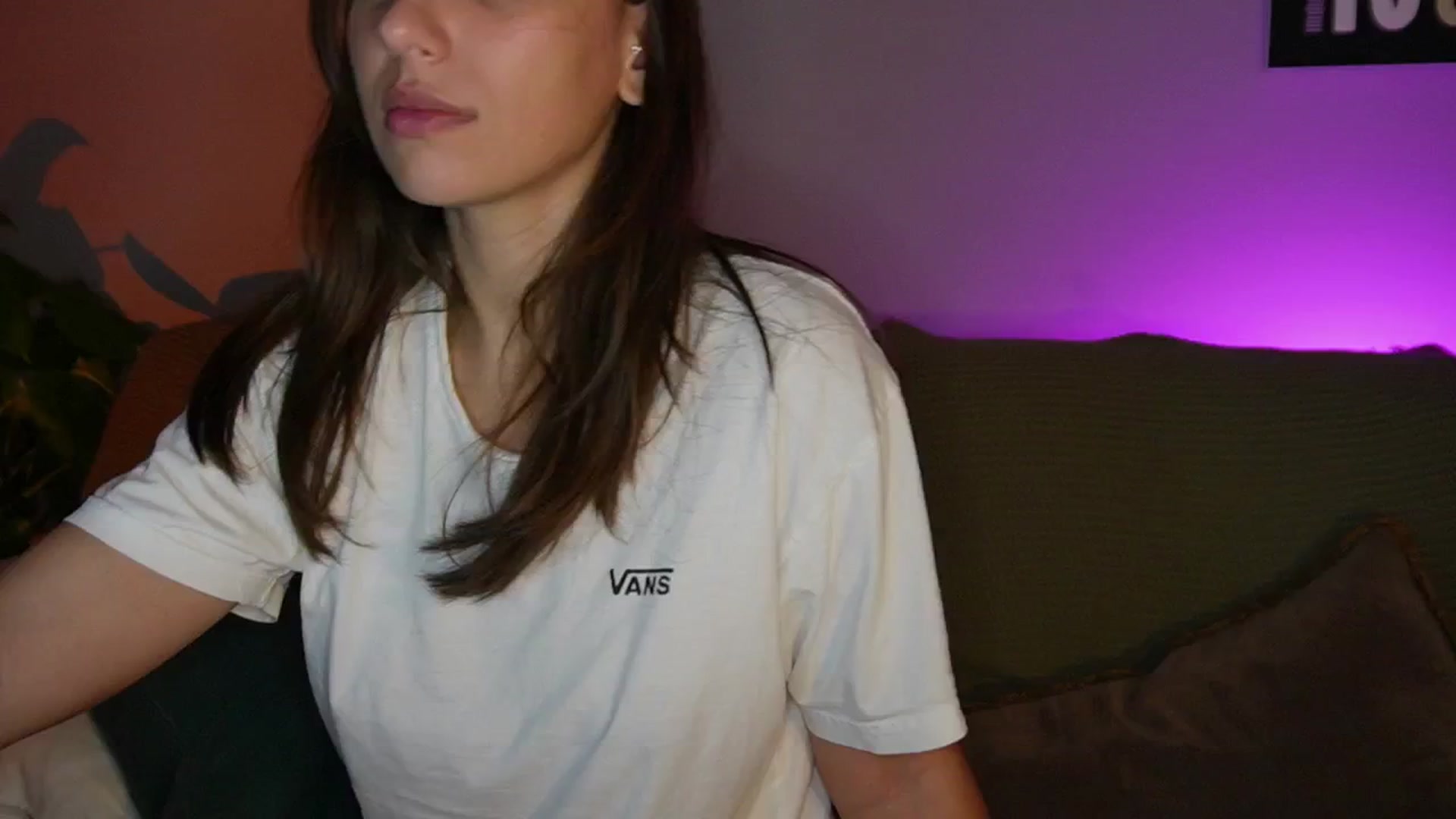 Gallery image thumbnail from AlexaBlancOh's myfreecams stream on, 04/05/2025, 06:37 image 19 of 20