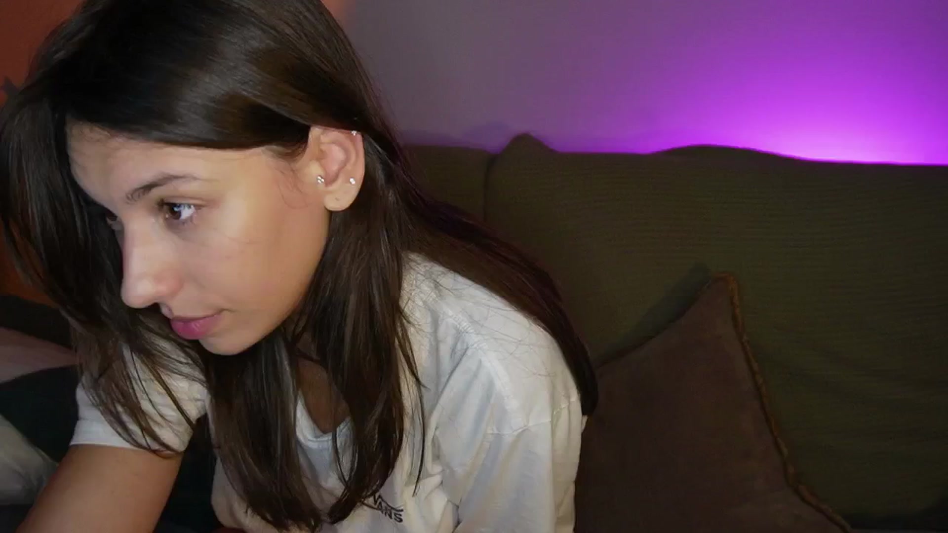 Gallery image thumbnail from AlexaBlancOh's myfreecams stream on, 04/05/2025, 06:37 image 12 of 20