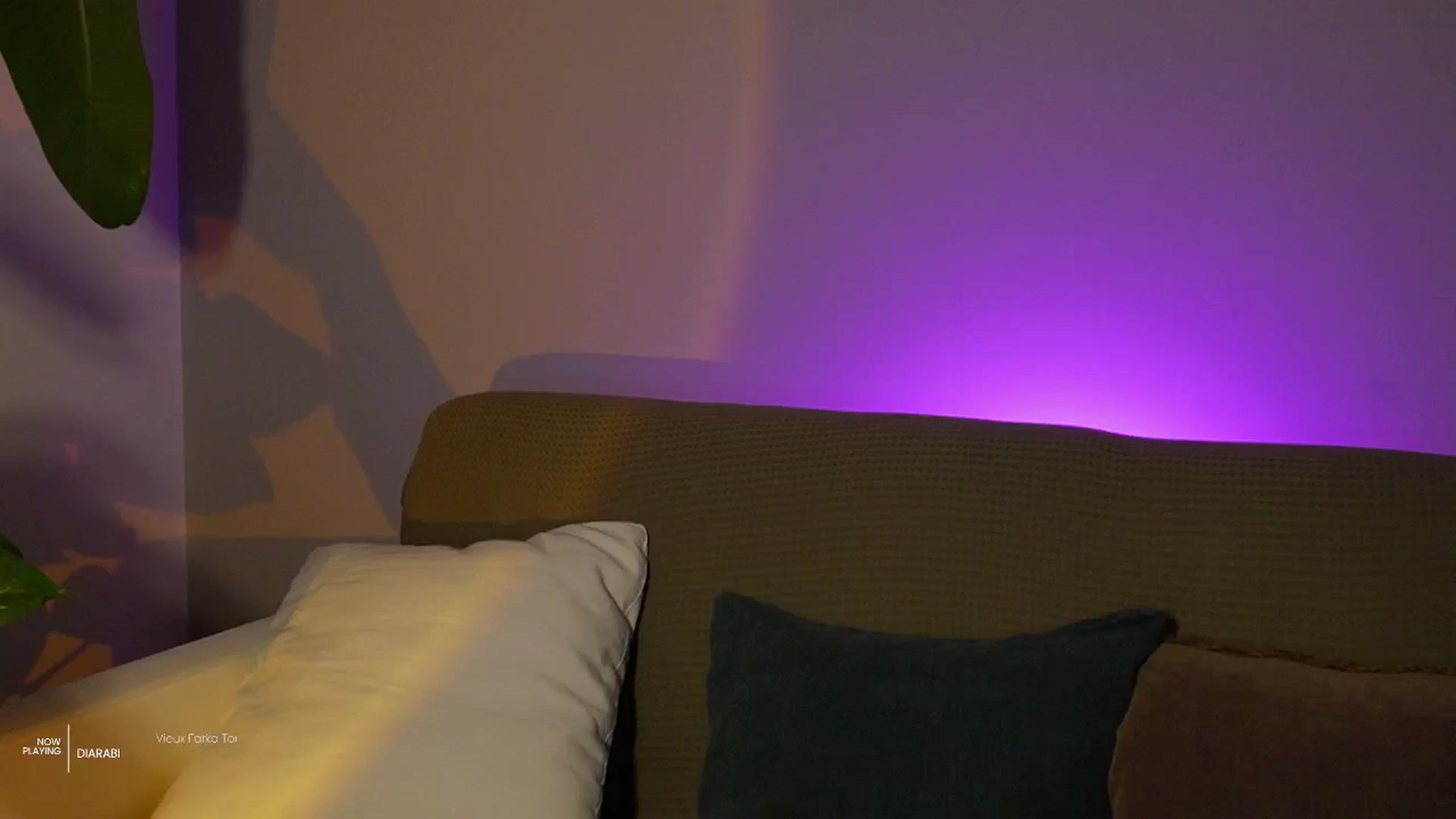 Gallery image thumbnail from AlexaBlancOh's myfreecams stream on, 04/10/2025, 07:09 image 3 of 20