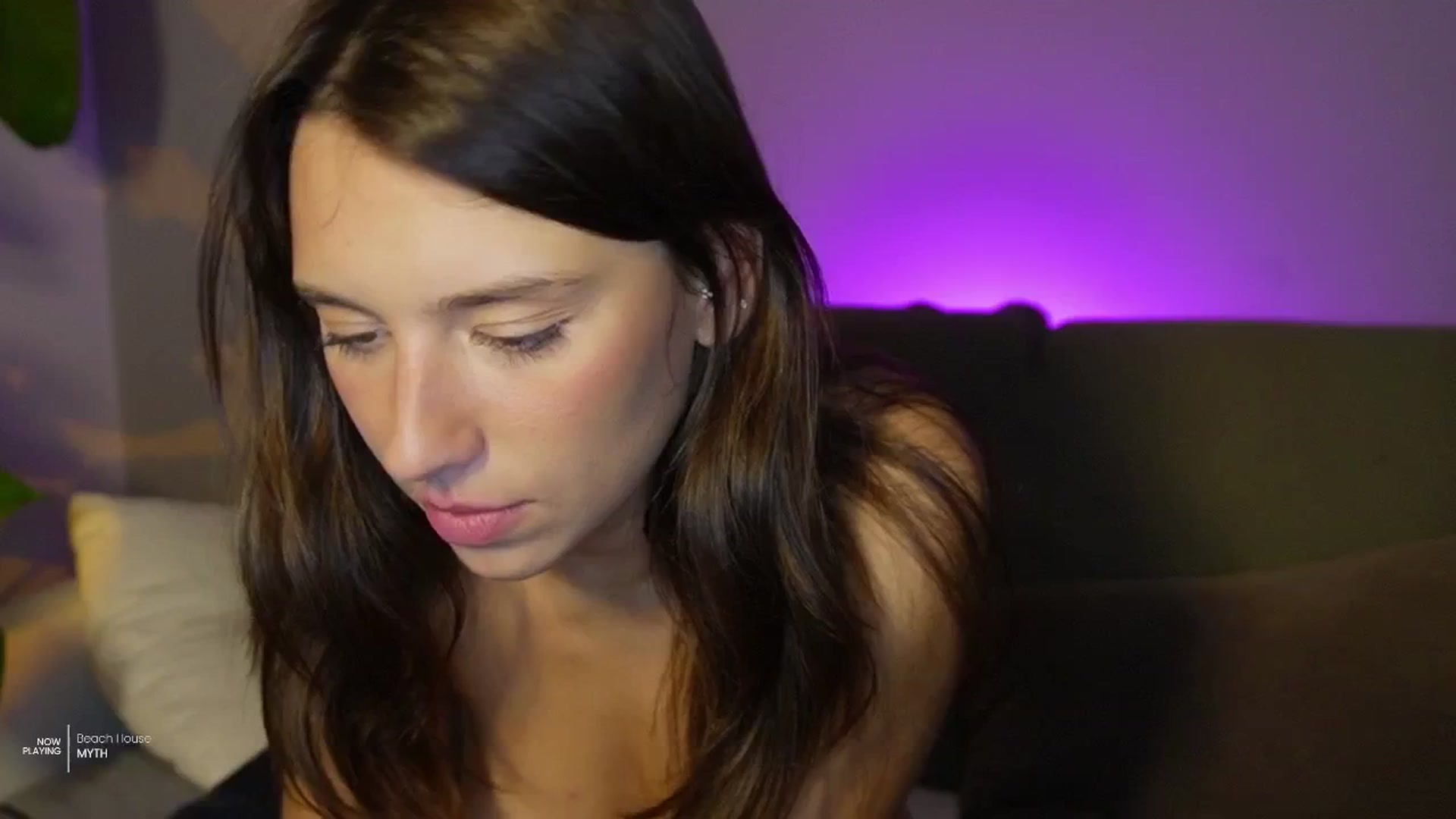 Gallery image thumbnail from AlexaBlancOh's myfreecams stream on, 04/10/2025, 07:45 image 12 of 20