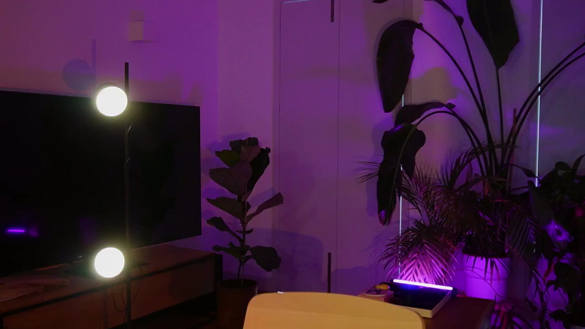 Gallery image thumbnail from AlexaBlancOh's myfreecams stream on, 04/13/2025, 08:53 image 5 of 20