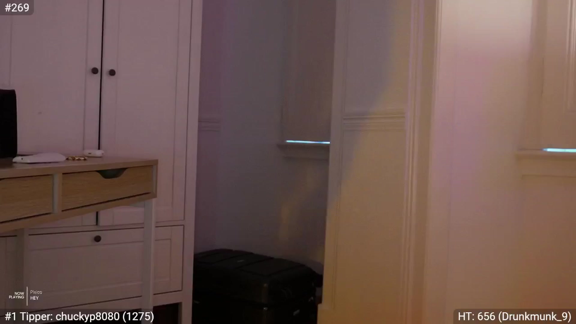 Gallery image thumbnail from AlexaBlancOh's myfreecams stream on, 05/15/2025, 06:06 image 18 of 20