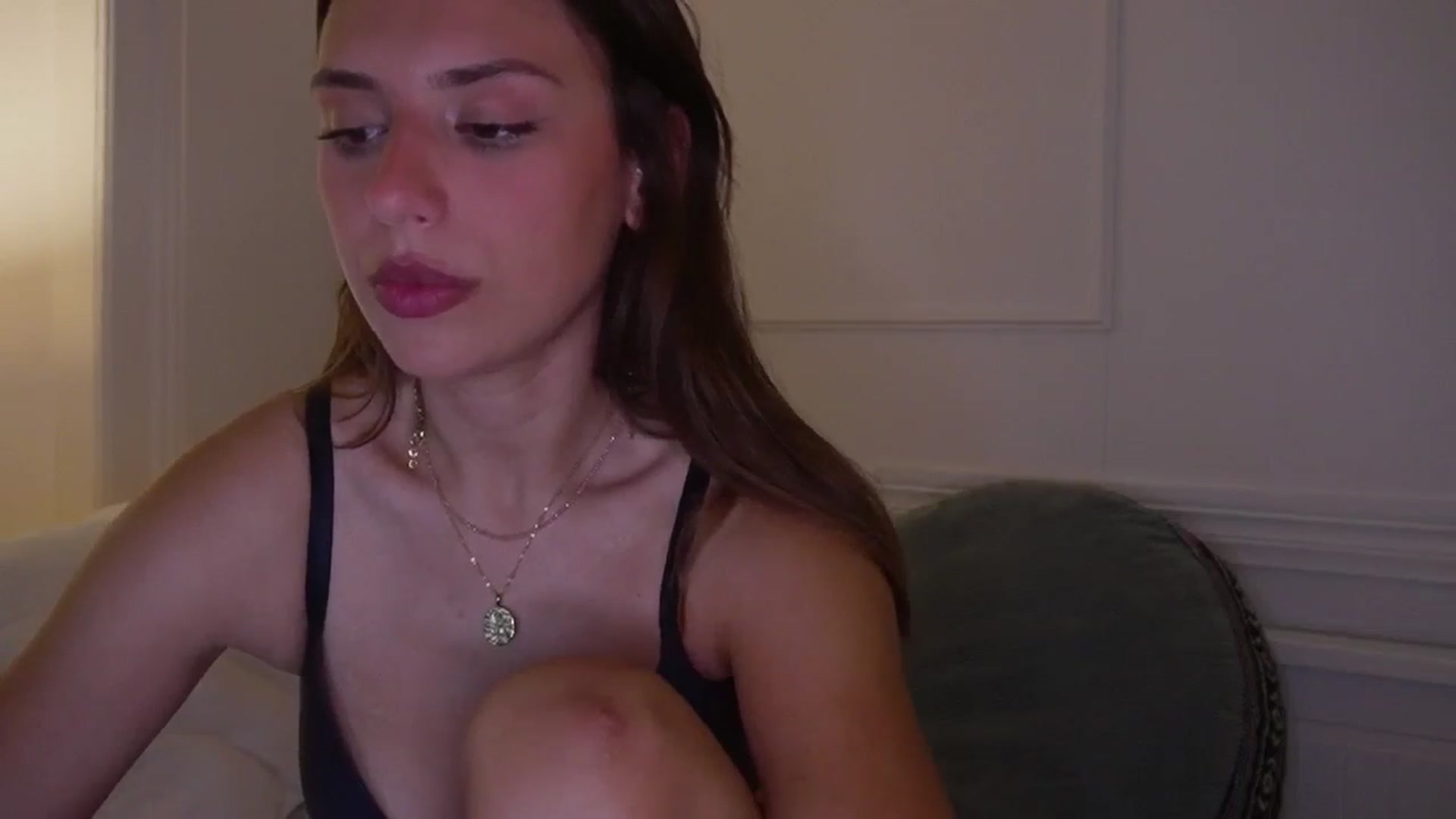 Gallery image thumbnail from AlexaBlancOh's myfreecams stream on, 05/31/2025, 05:38 image 4 of 20