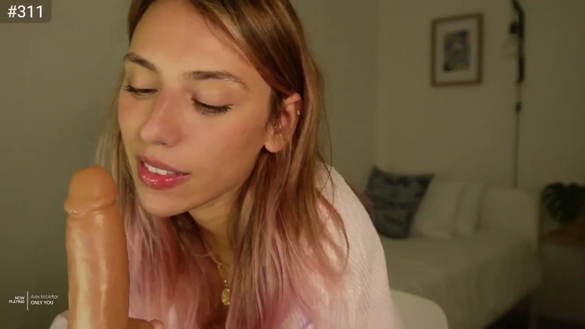 Gallery image thumbnail from AlexaBlancOh's myfreecams stream on, 08/27/2025, 04:17 image 17 of 20