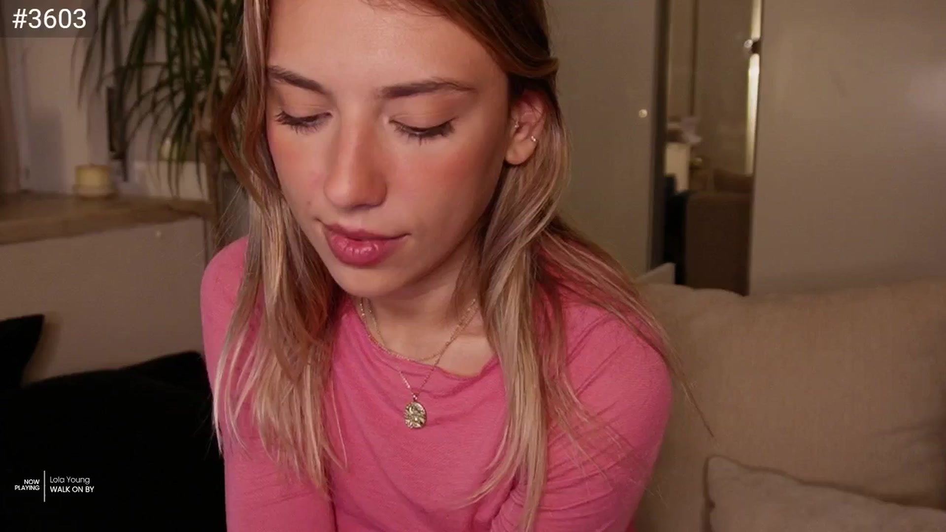 Gallery image thumbnail from AlexaBlancOh's myfreecams stream on, 09/12/2025, 07:00 image 3 of 20