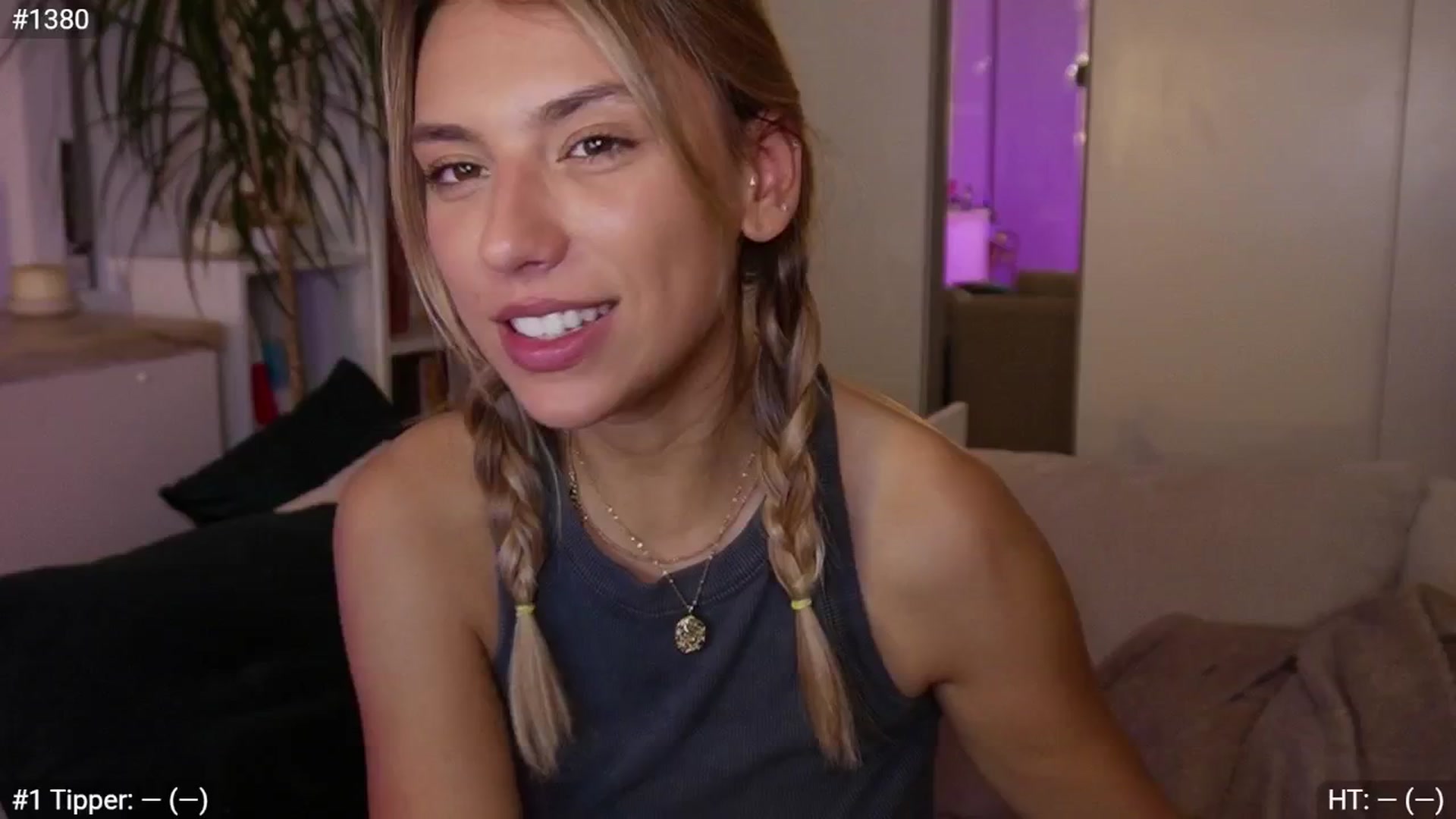 Gallery image thumbnail from AlexaBlancOh's myfreecams stream on, 09/18/2025, 06:44 image 2 of 20
