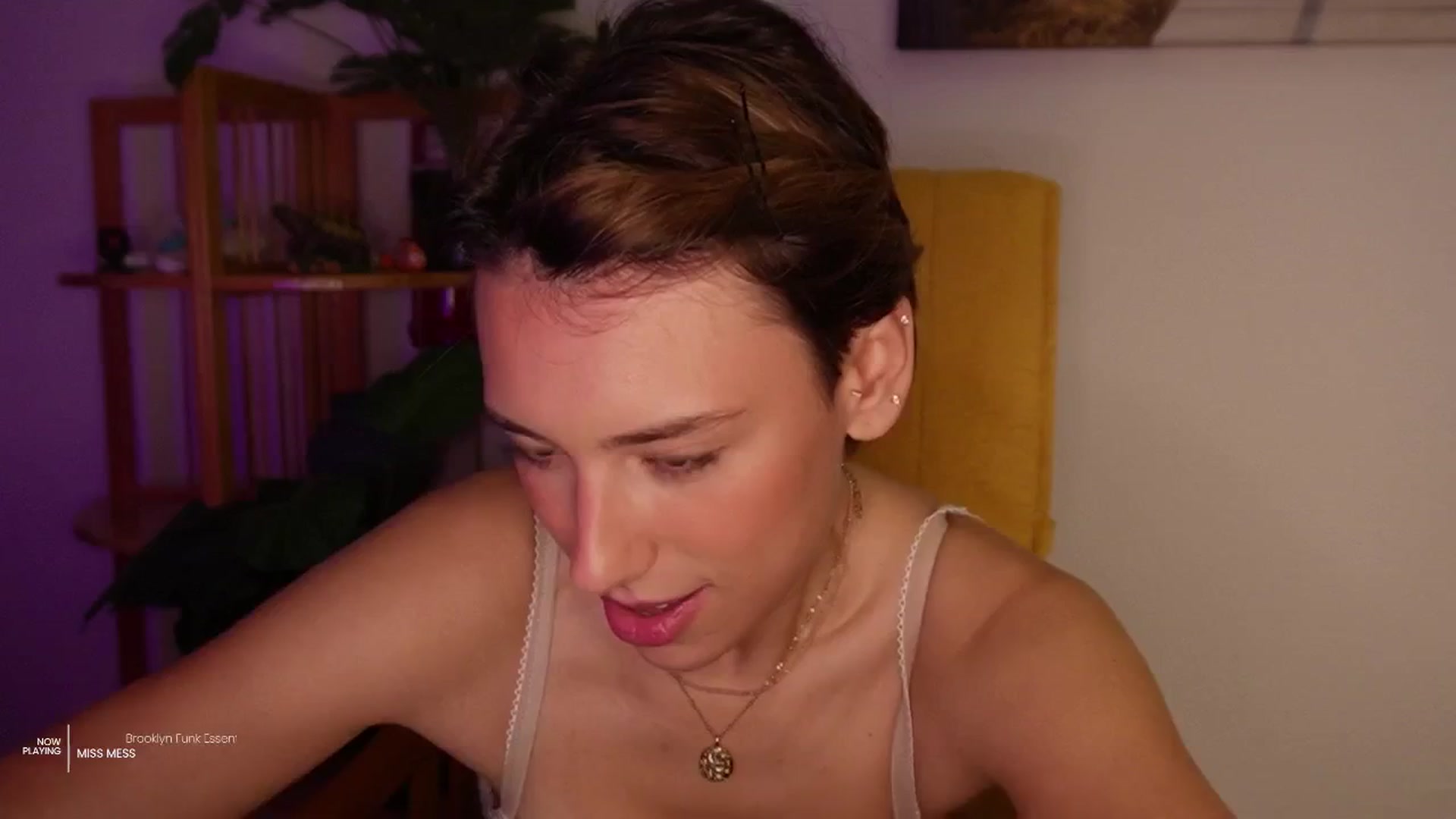Gallery image thumbnail from AlexaBlancOh's myfreecams stream on, 09/30/2025, 06:48 image 14 of 20