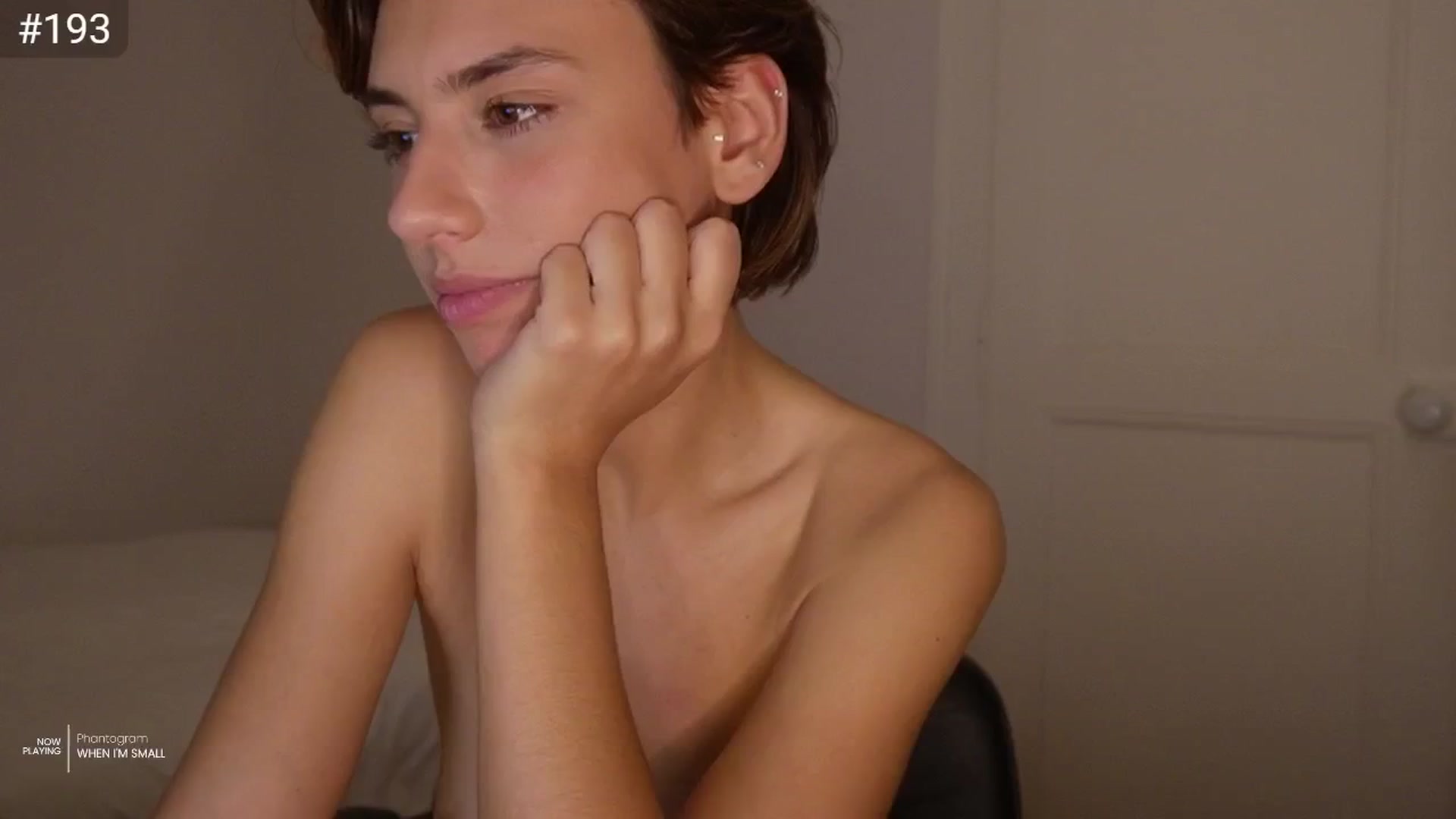 Gallery image thumbnail from AlexaBlancOh's myfreecams stream on, 11/05/2025, 07:45 image 18 of 20