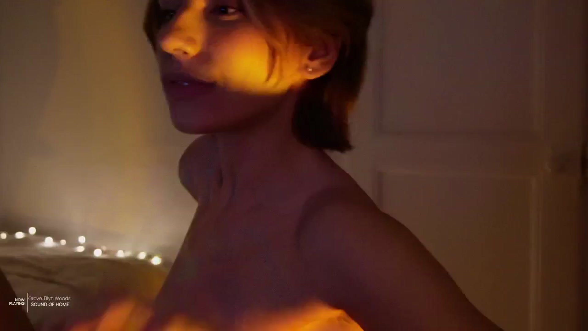 Gallery image thumbnail from AlexaBlancOh's myfreecams stream on, 12/24/2025, 19:28 image 11 of 20