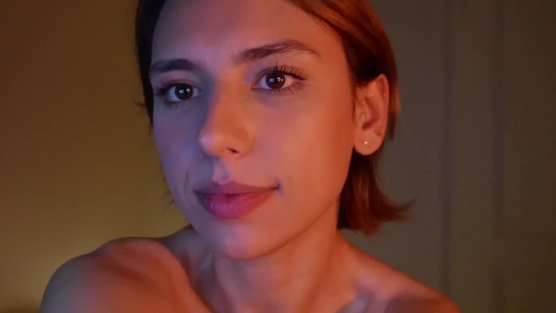 Gallery image thumbnail from AlexaBlancOh's myfreecams stream on, 12/31/2025, 08:44 image 16 of 20