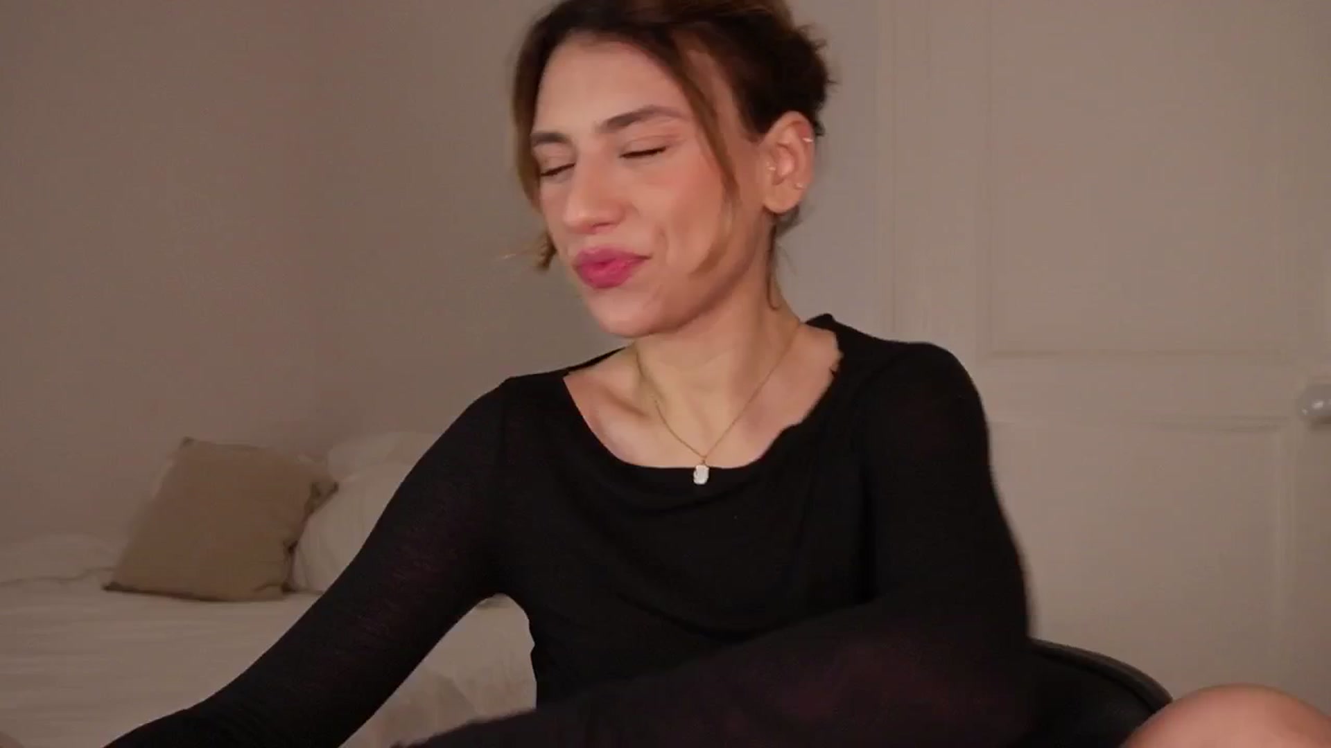 Gallery image thumbnail from AlexaBlancOh's myfreecams stream on, 02/02/2026, 07:03 image 1 of 20