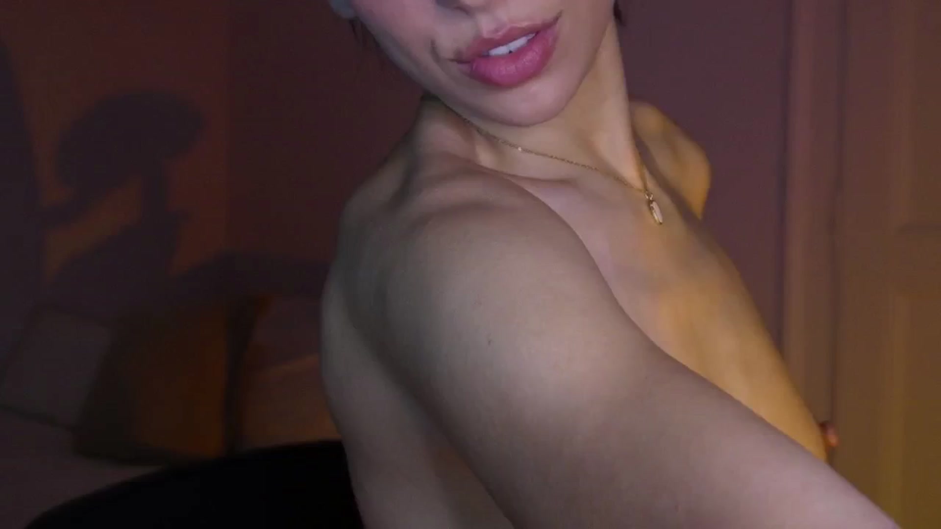 Gallery image thumbnail from AlexaBlancOh's myfreecams stream on, 02/06/2026, 05:47 image 1 of 20