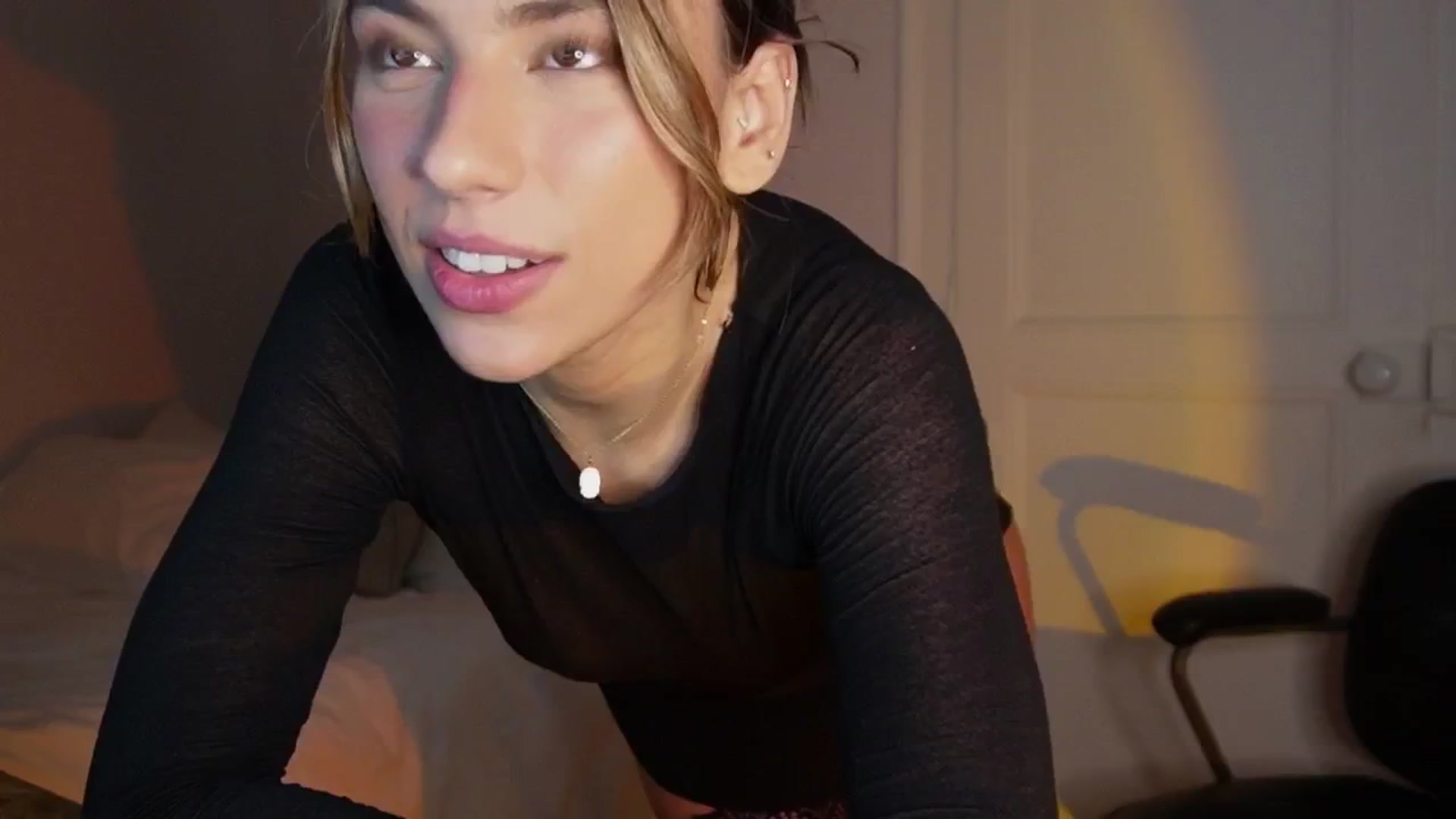 Gallery image thumbnail from AlexaBlancOh's myfreecams stream on, 02/07/2026, 06:11 image 6 of 20