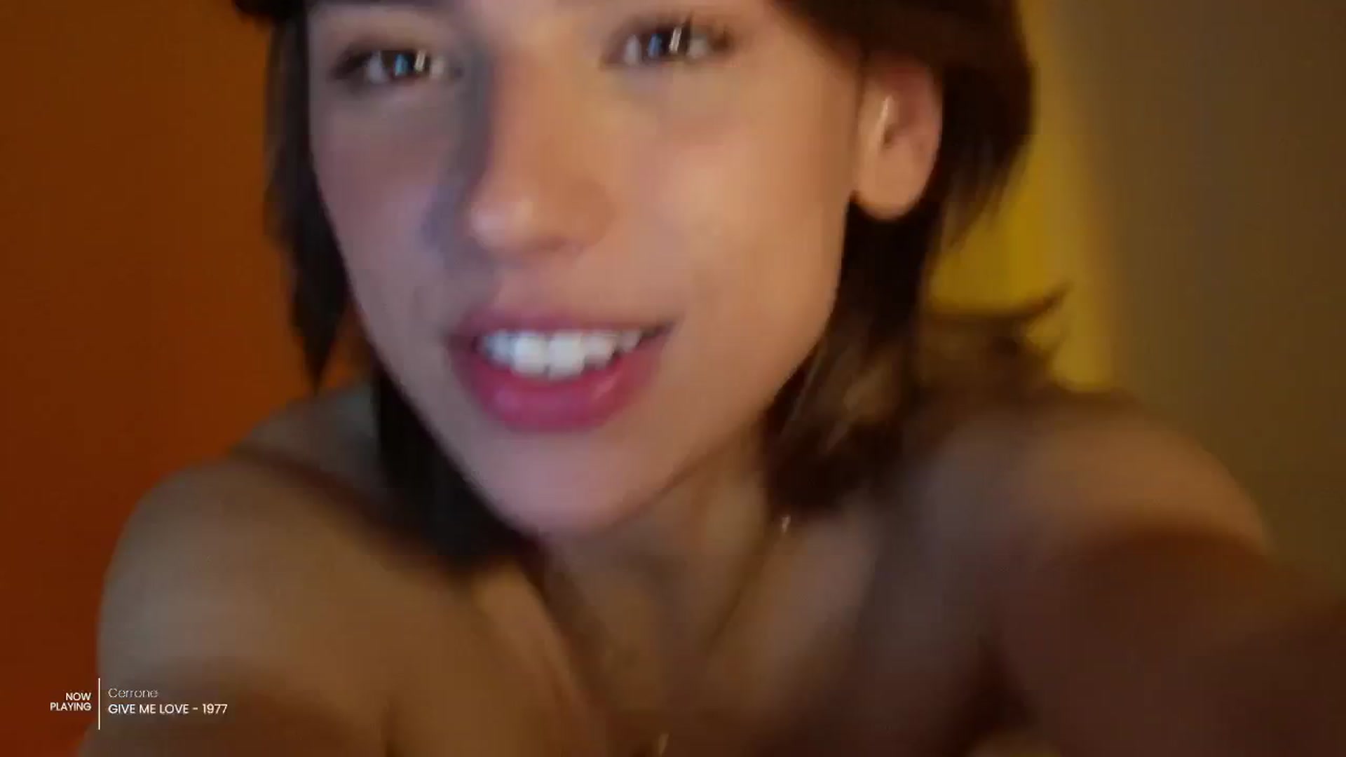 Gallery image thumbnail from AlexaBlancOh's myfreecams stream on, 04/05/2026, 07:53 image 5 of 20