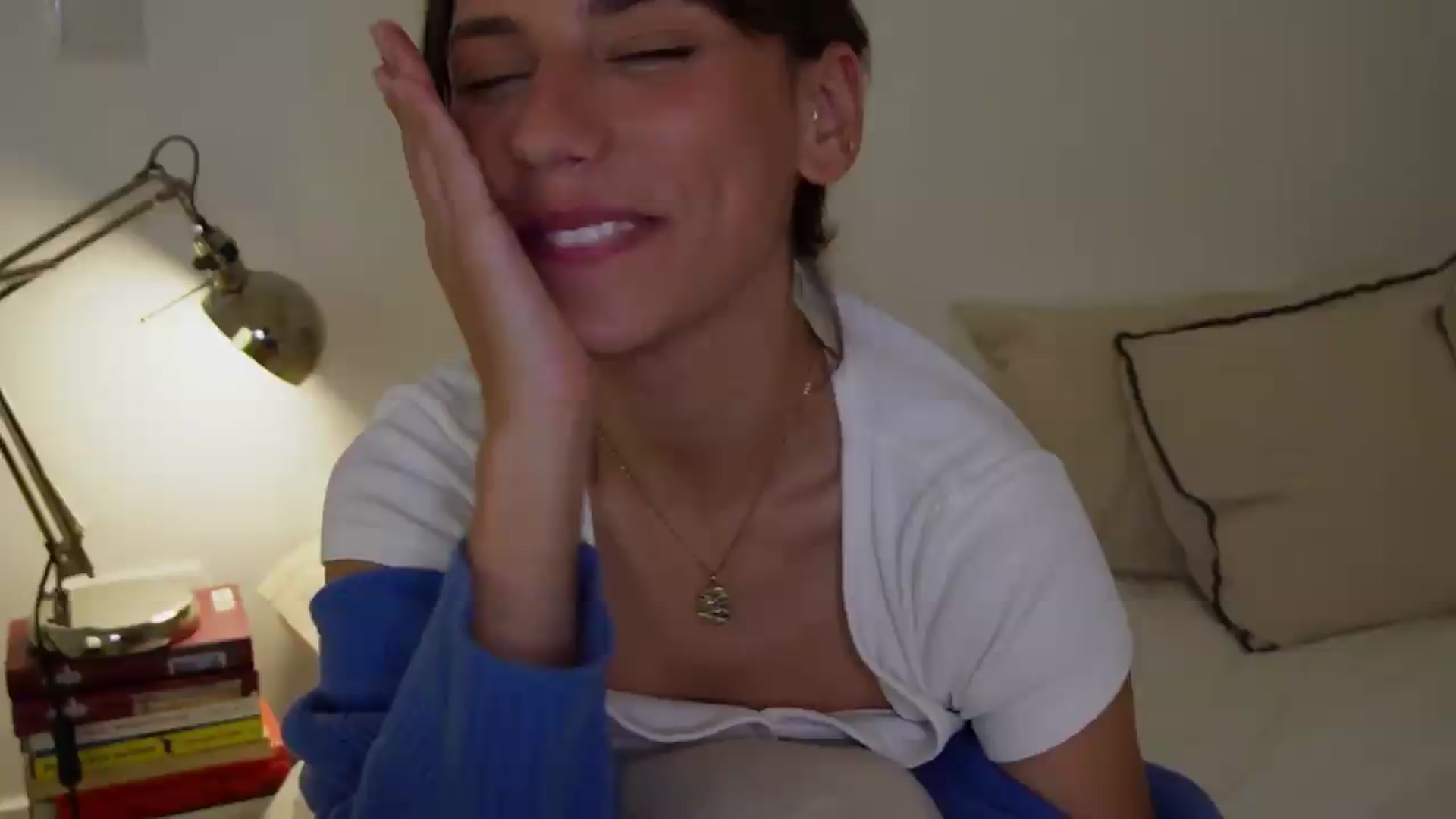 Gallery image thumbnail from AlexaBlancOh's myfreecams stream on, 06/07/2026, 06:44 image 13 of 20