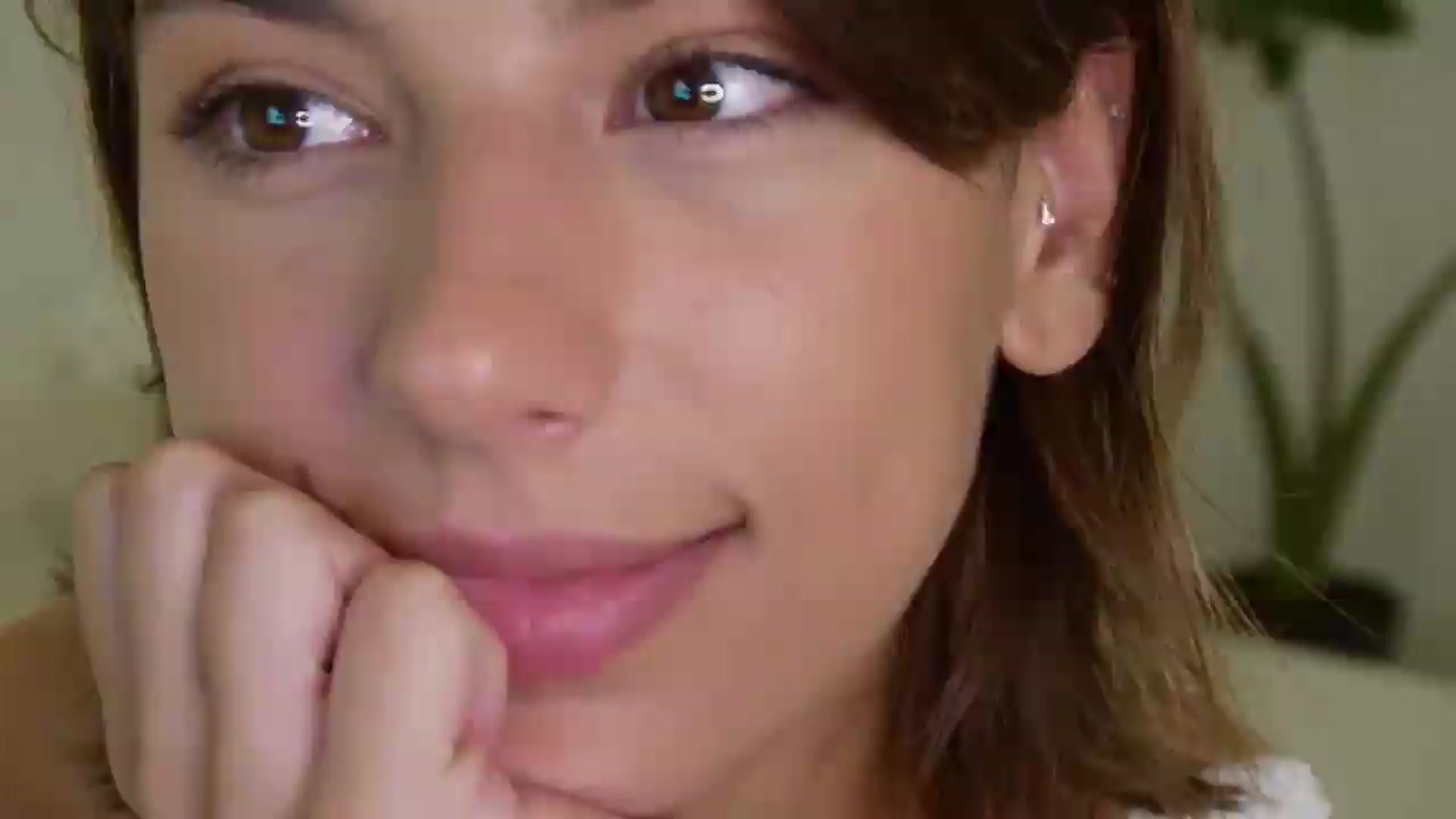 Gallery image thumbnail from AlexaBlancOh's myfreecams stream on, 06/19/2026, 06:25 image 8 of 20