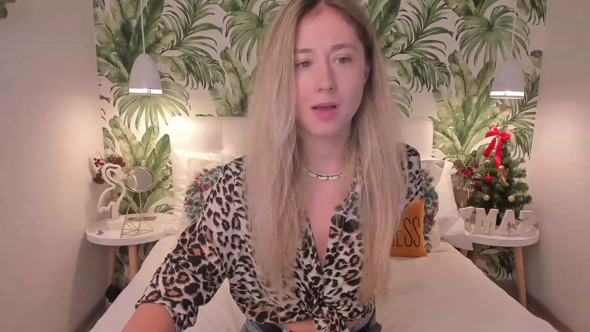 Gallery image thumbnail from AlexaBrightt's myfreecams stream on, 01/05/2023, 14:18 image 14 of 20