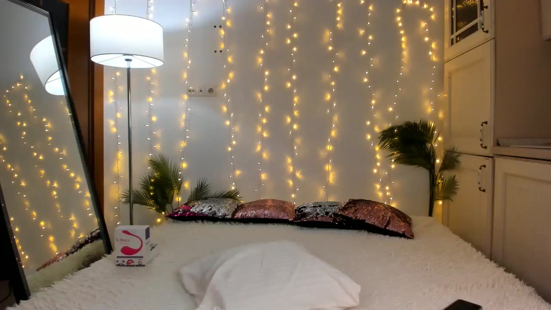Gallery image thumbnail from AlexaEvans's myfreecams stream on, 08/20/2024, 11:29 image 14 of 20