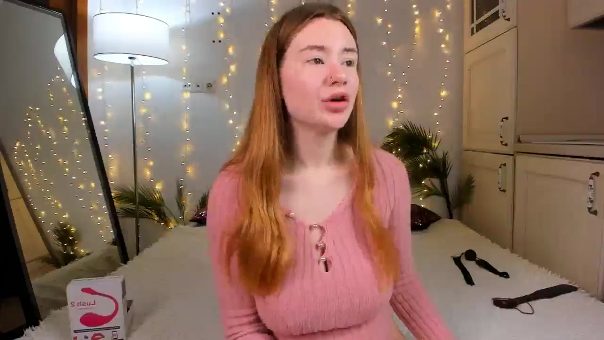 Gallery image thumbnail from AlexaEvans's myfreecams stream on, 12/26/2024, 13:40 image 14 of 20