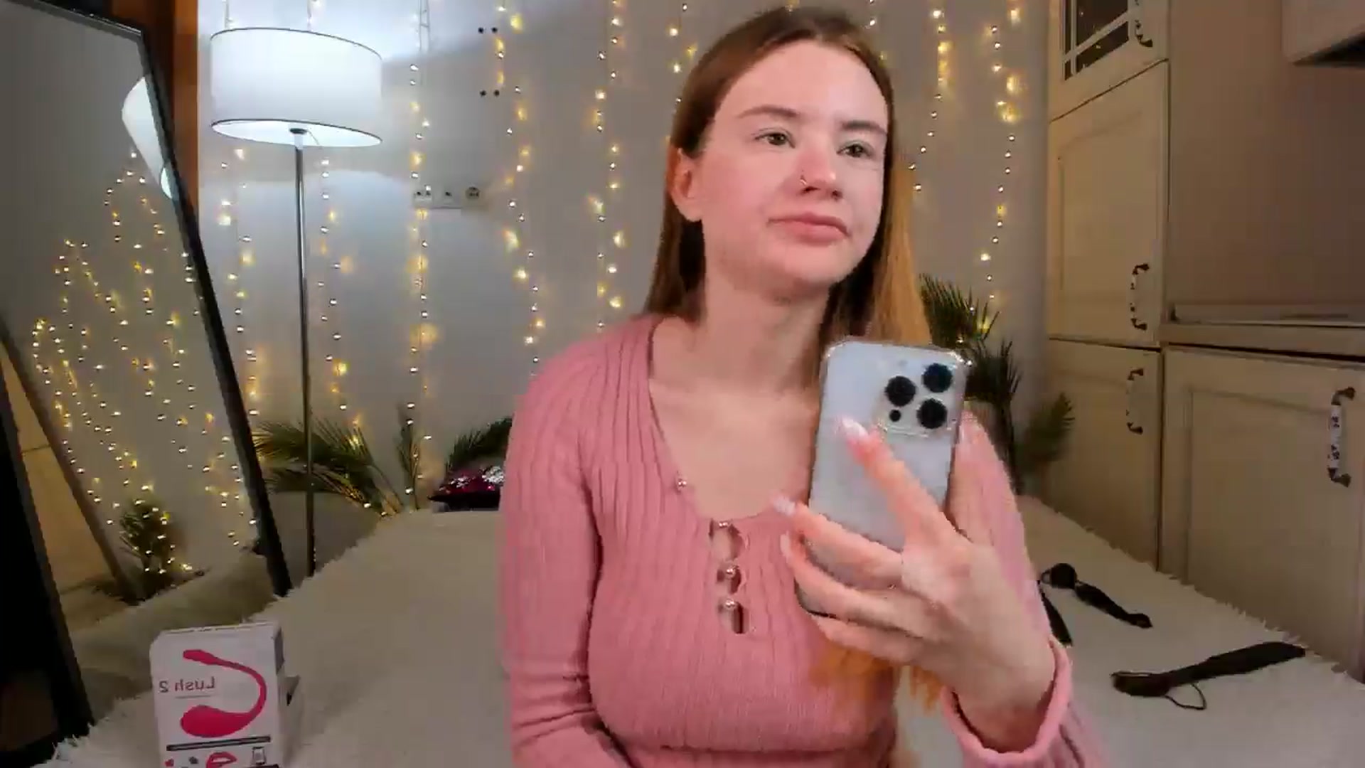 Gallery image thumbnail from AlexaEvans's myfreecams stream on, 12/26/2024, 13:40 image 12 of 20