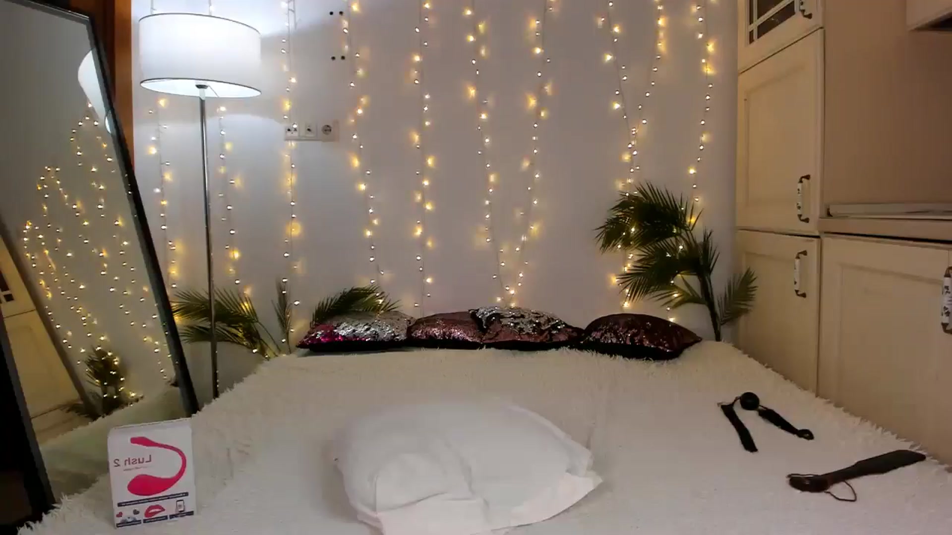 Gallery image thumbnail from AlexaEvans's myfreecams stream on, 12/26/2024, 14:32 image 19 of 20