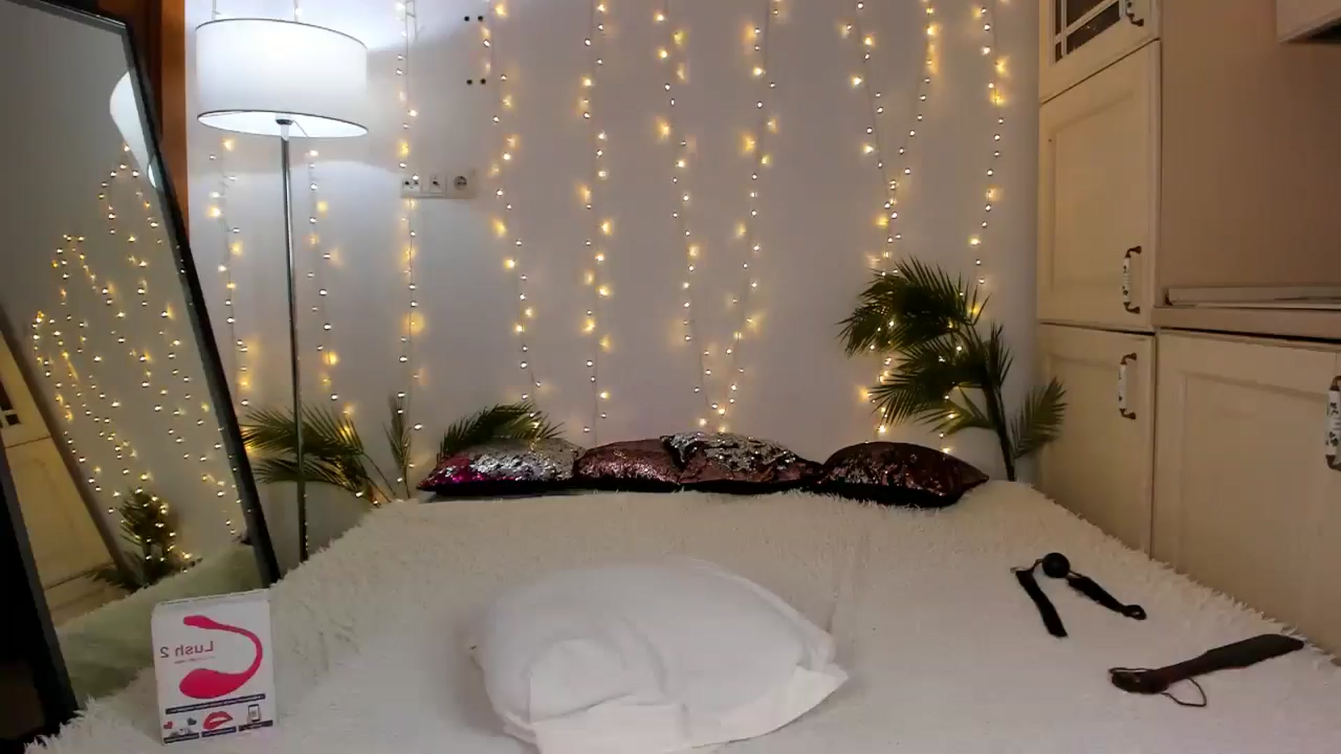 Gallery image thumbnail from AlexaEvans's myfreecams stream on, 12/26/2024, 14:32 image 18 of 20