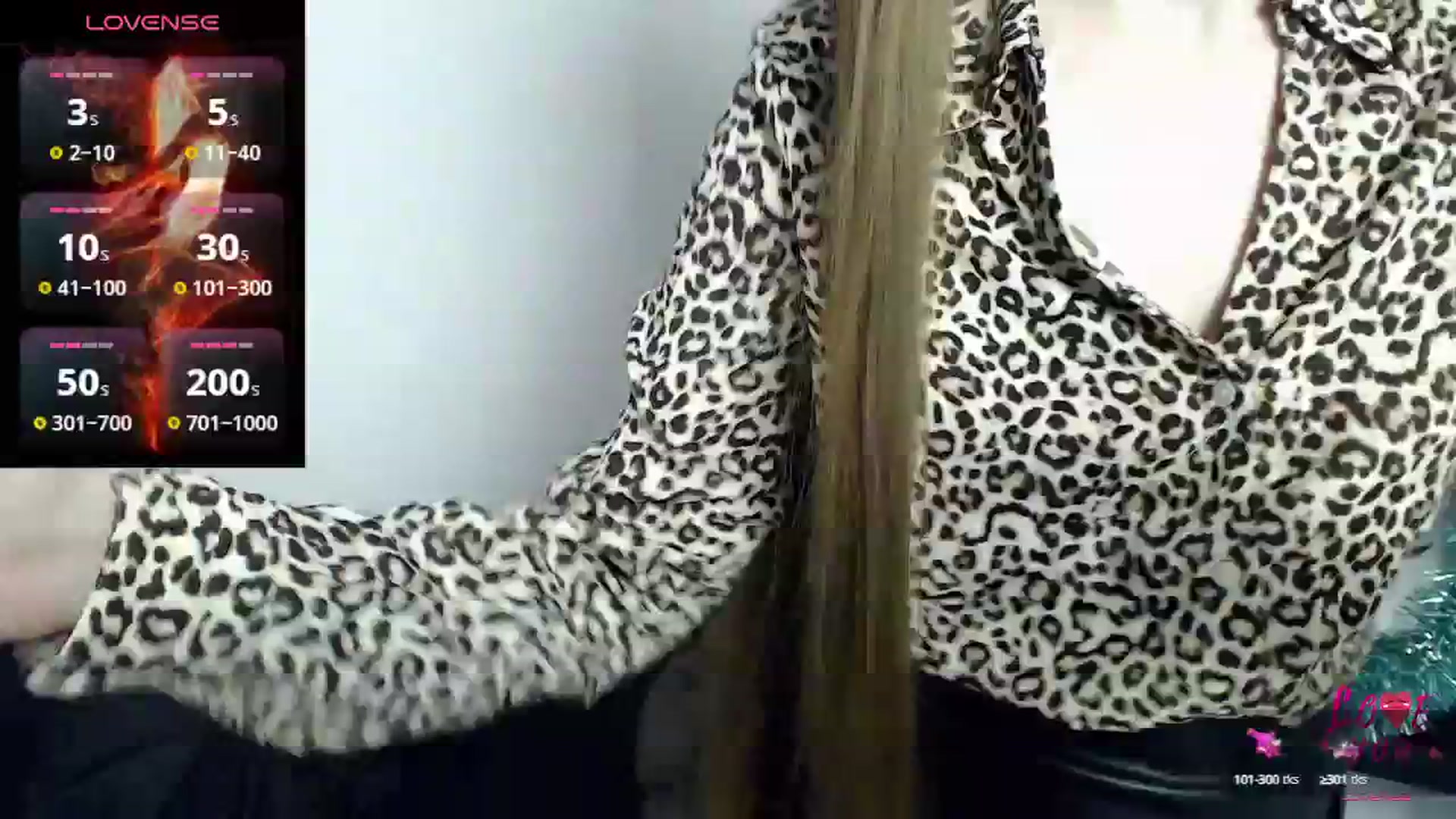 Gallery image thumbnail from AlexaFiree's myfreecams stream on, 01/02/2025, 11:55 image 7 of 20
