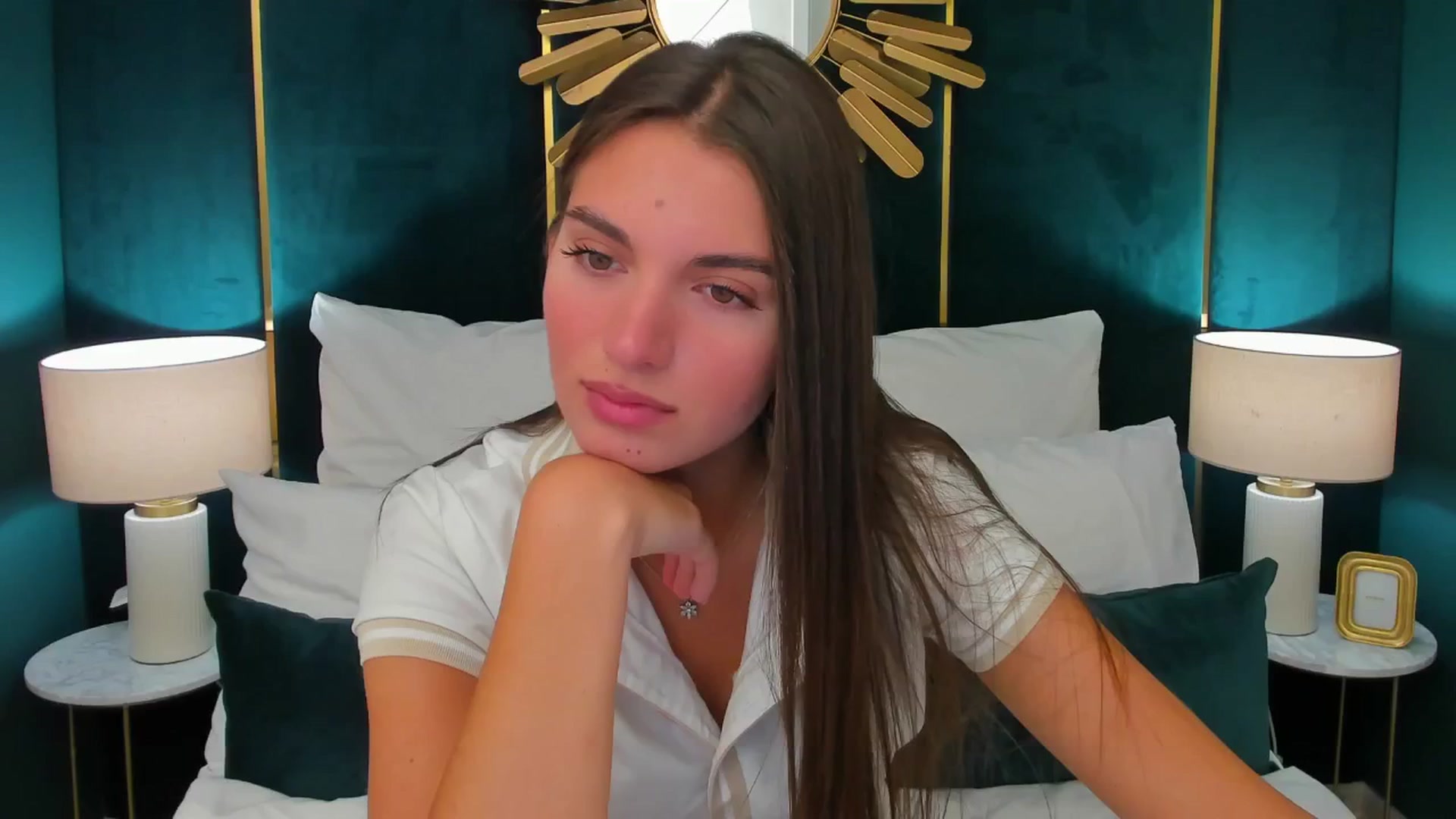 Gallery image thumbnail from AlexaG's myfreecams stream on, 07/25/2025, 09:51 image 3 of 20