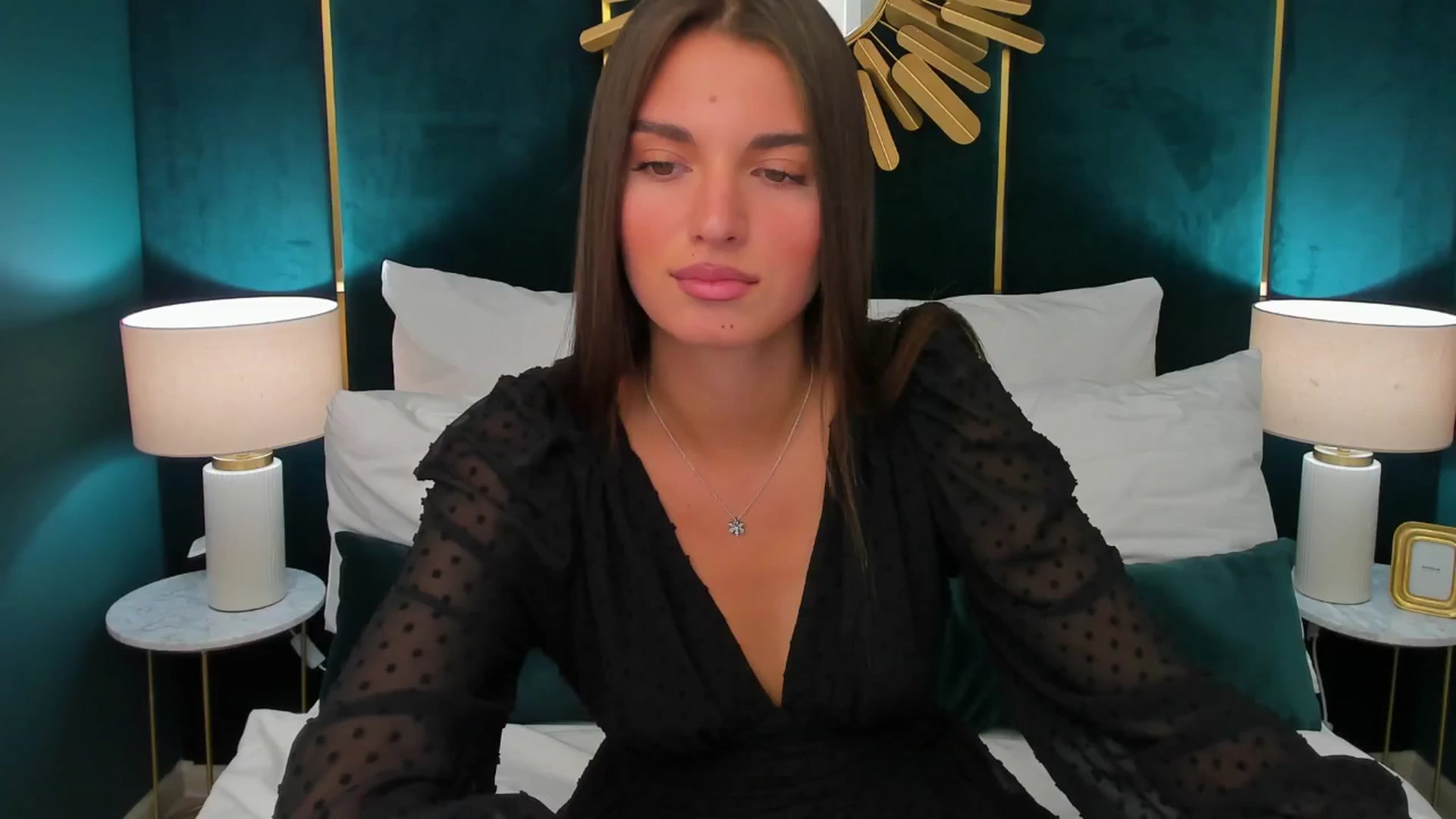 Gallery image thumbnail from AlexaG's myfreecams stream on, 07/27/2025, 09:10 image 3 of 20