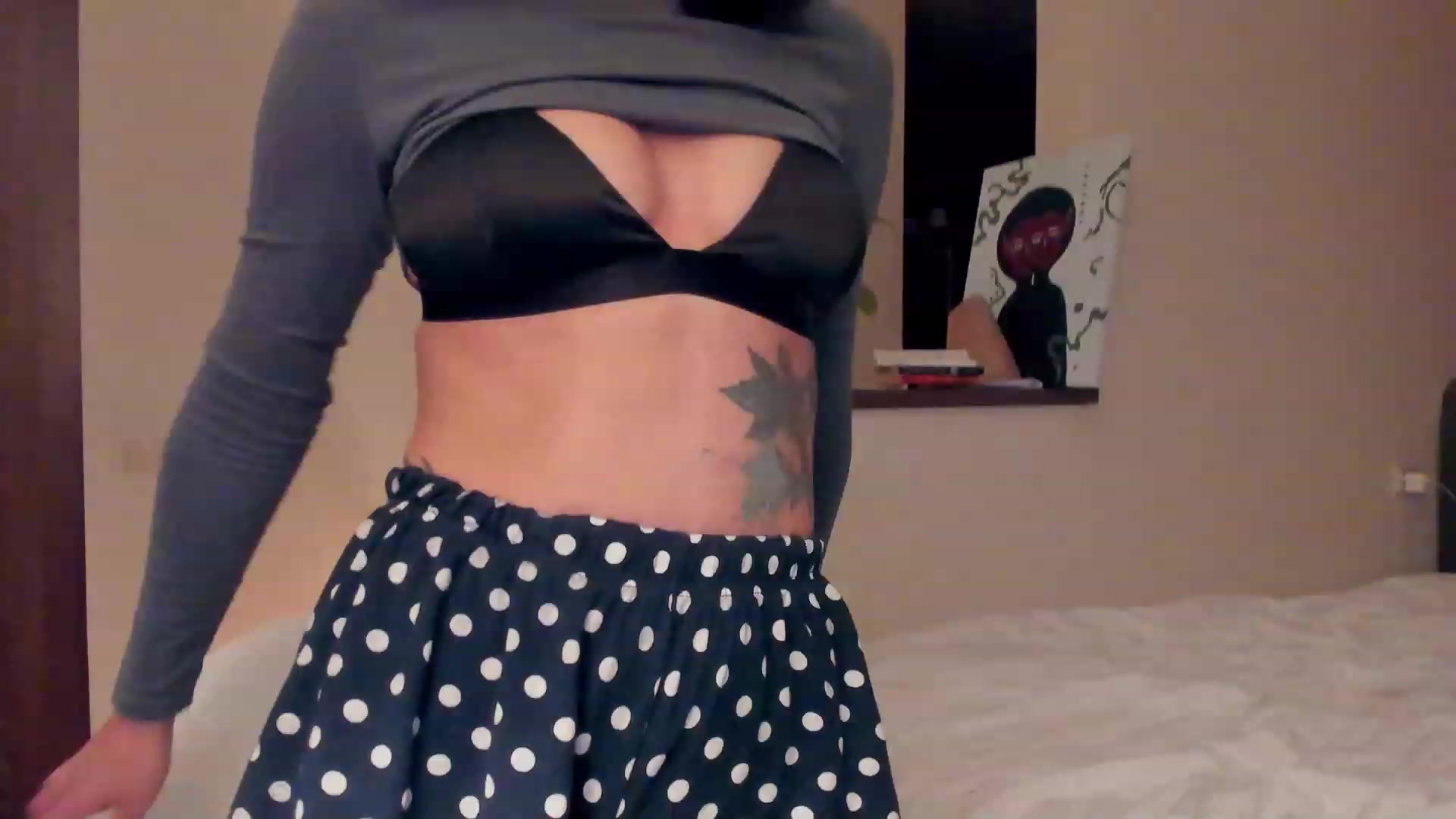 Gallery image thumbnail from AlexaGirl1's myfreecams stream on, 11/16/2022, 18:04 image 18 of 20