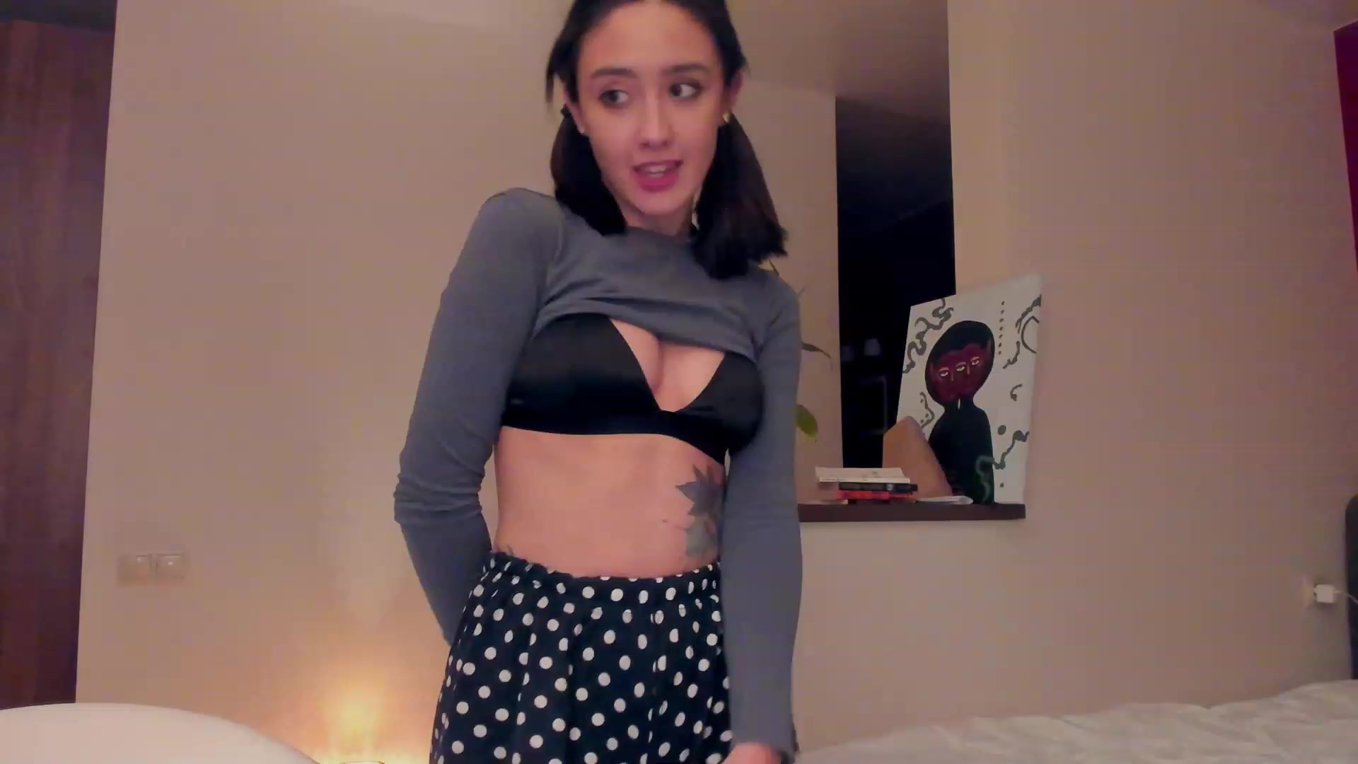 Gallery image thumbnail from AlexaGirl1's myfreecams stream on, 11/16/2022, 18:04 image 15 of 20