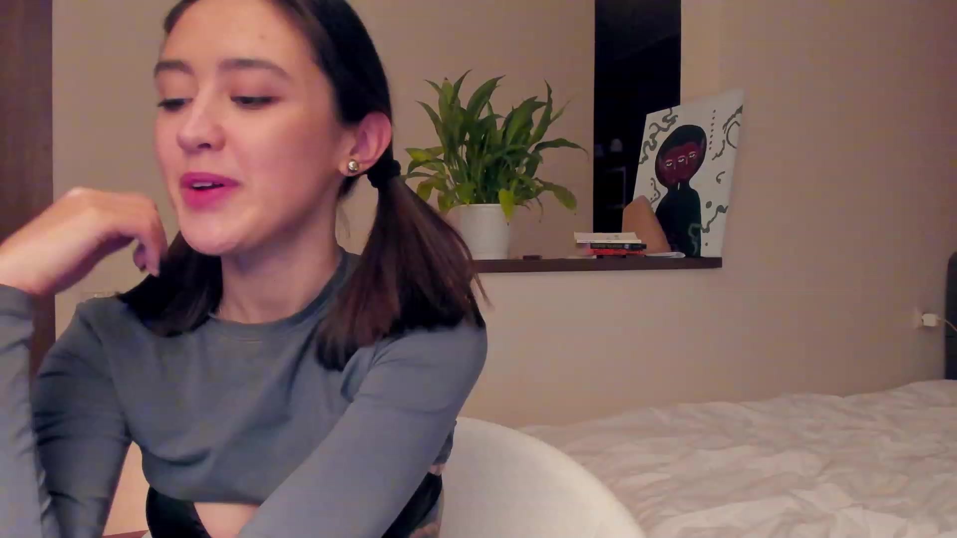 Gallery image thumbnail from AlexaGirl1's myfreecams stream on, 11/16/2022, 18:04 image 19 of 20