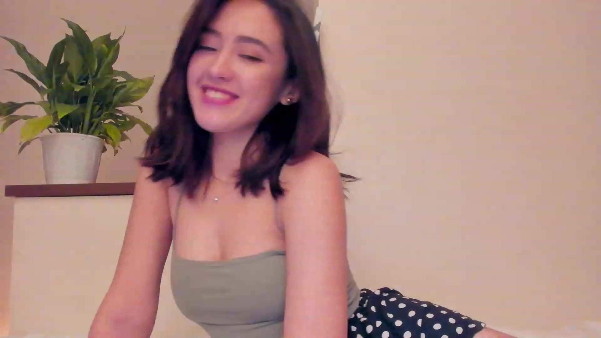Gallery image thumbnail from AlexaGirl1's myfreecams stream on, 11/17/2022, 17:13 image 7 of 20